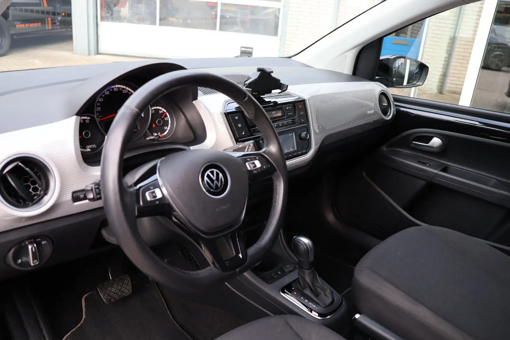 Volkswagen e-up! SOH 89% Camera Cruise-controle Stoelverwarming Lan Schwarz - 2