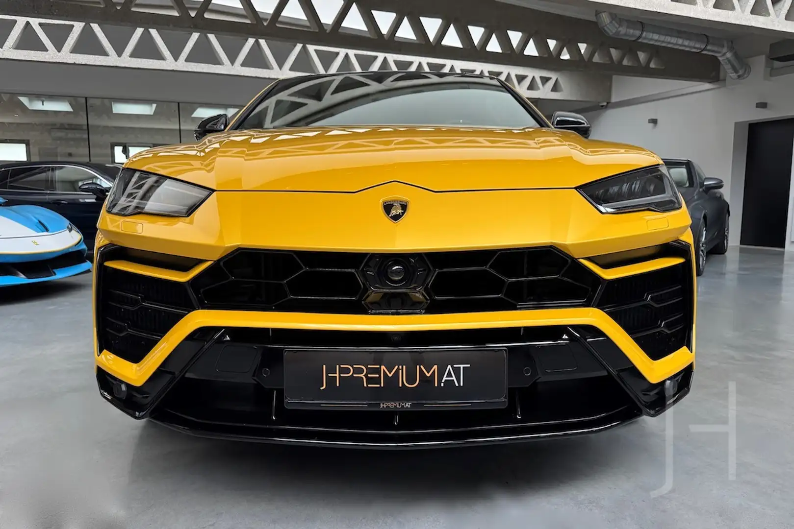 Lamborghini Urus Gelb - 2