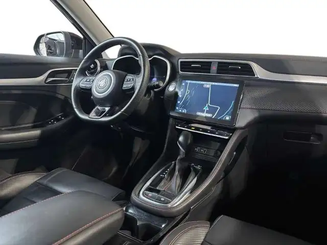 MG ZS view 15