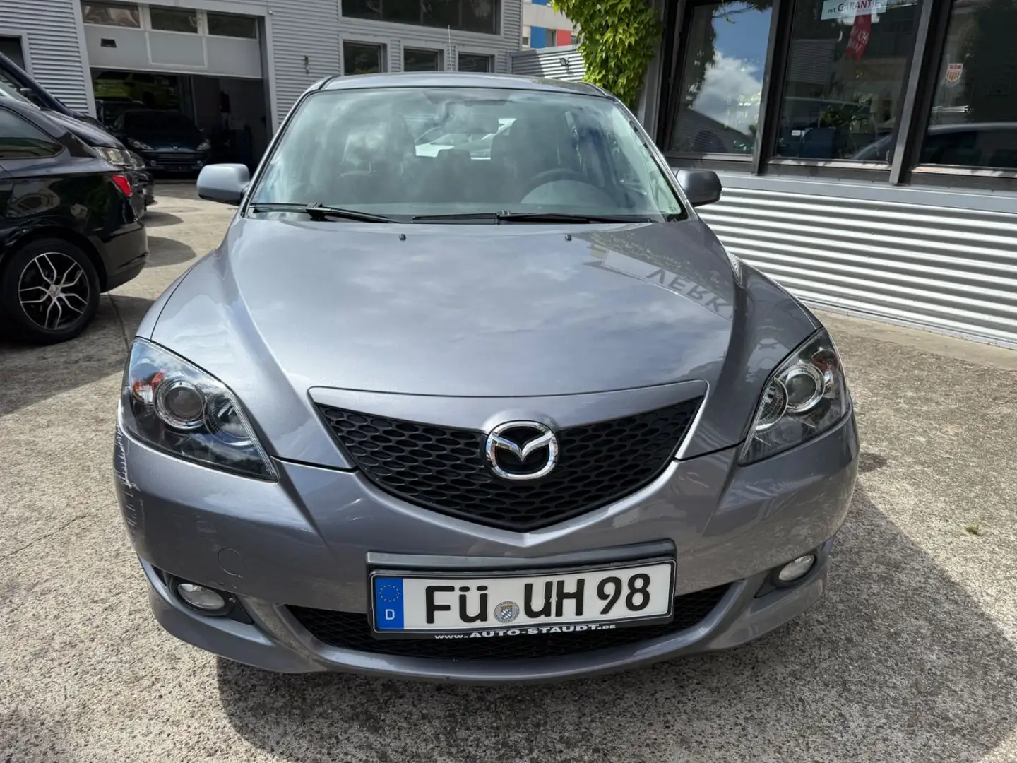 Mazda 3 Lim. 1.6 Sport Comf. -Rentnerfahrzeu/ wenig KM Grijs - 2