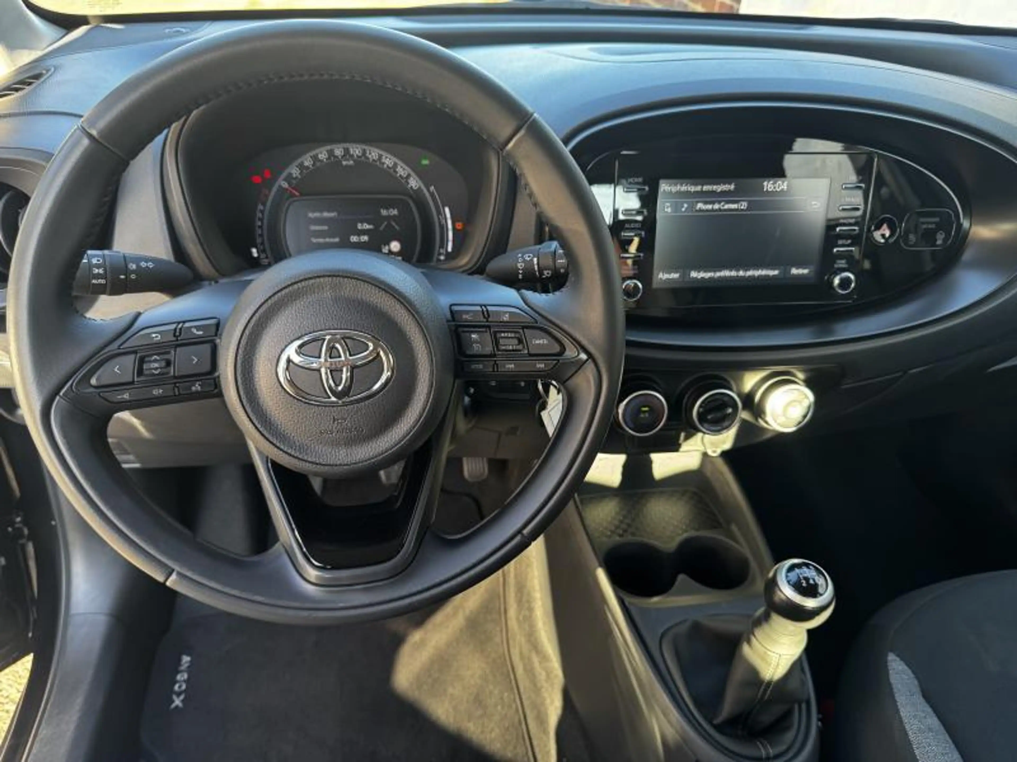 Toyota Aygo X PLAY — photo 5