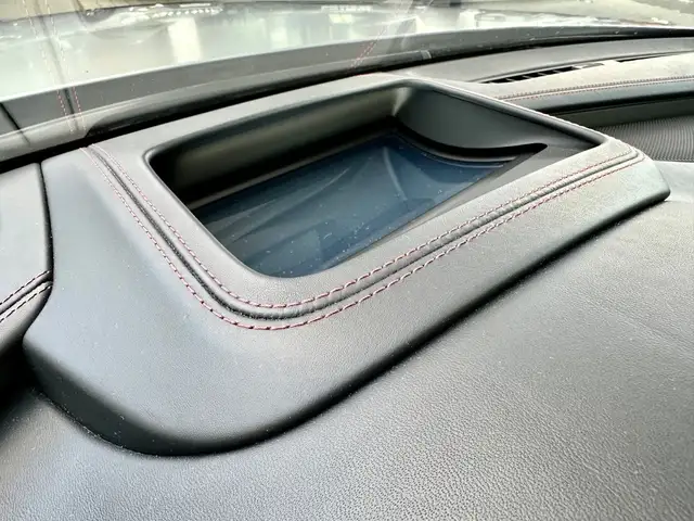 Audi S8 view 12