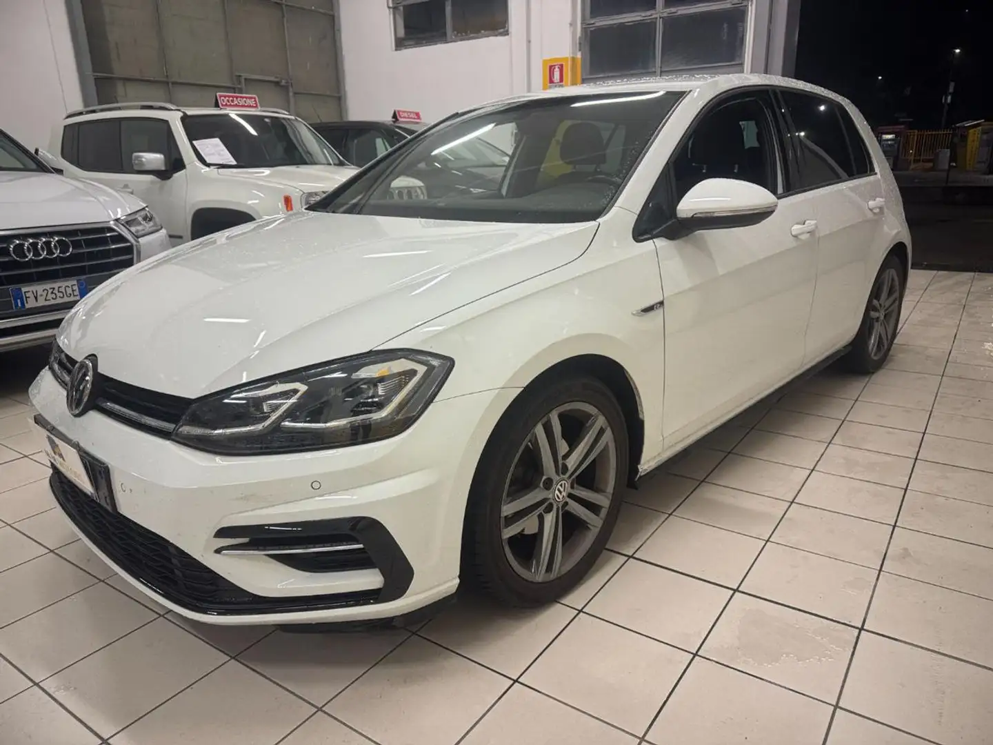 Volkswagen Golf 1.0 115 CV 5p. R-LINE **UNICO PROPRIETARIO** Blanc - 2