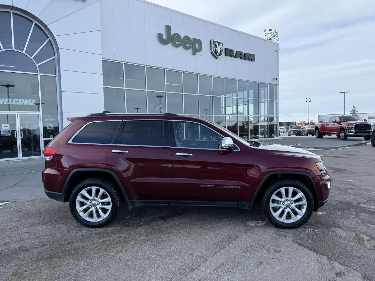 Jeep Grand Cherokee снимка Jeep Grand Cherokee