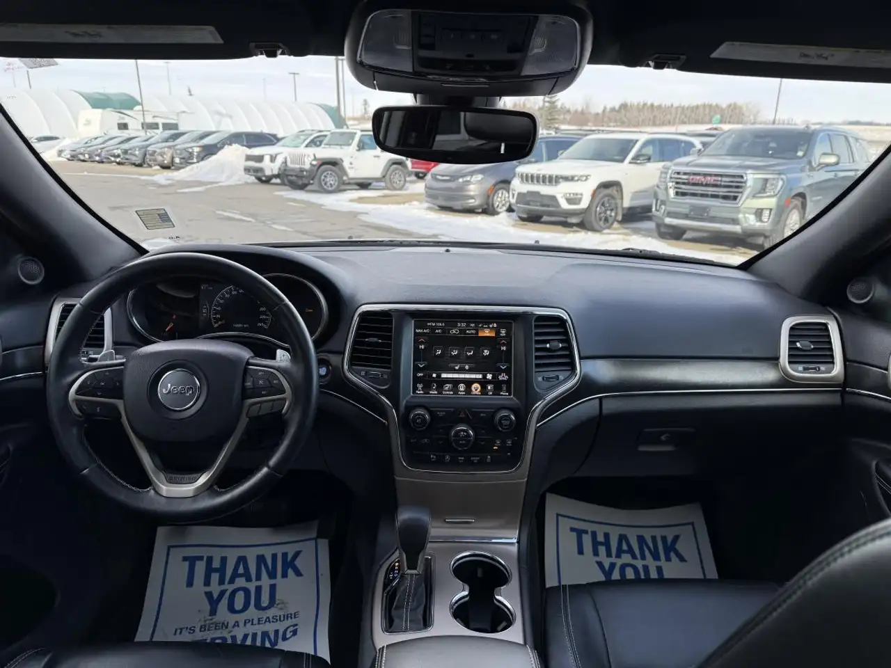 Jeep Grand Cherokee снимка Jeep Grand Cherokee