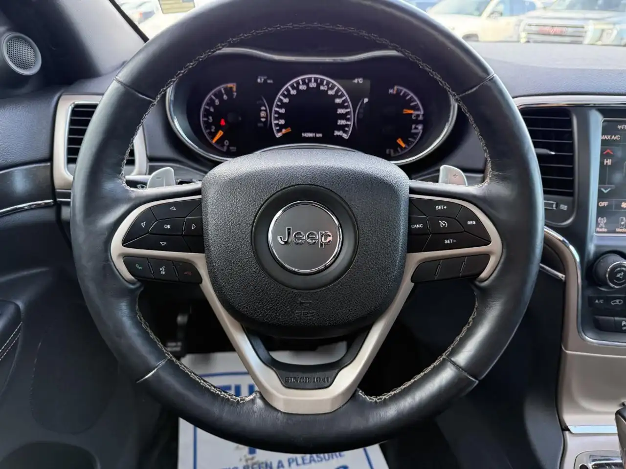 Jeep Grand Cherokee снимка Jeep Grand Cherokee