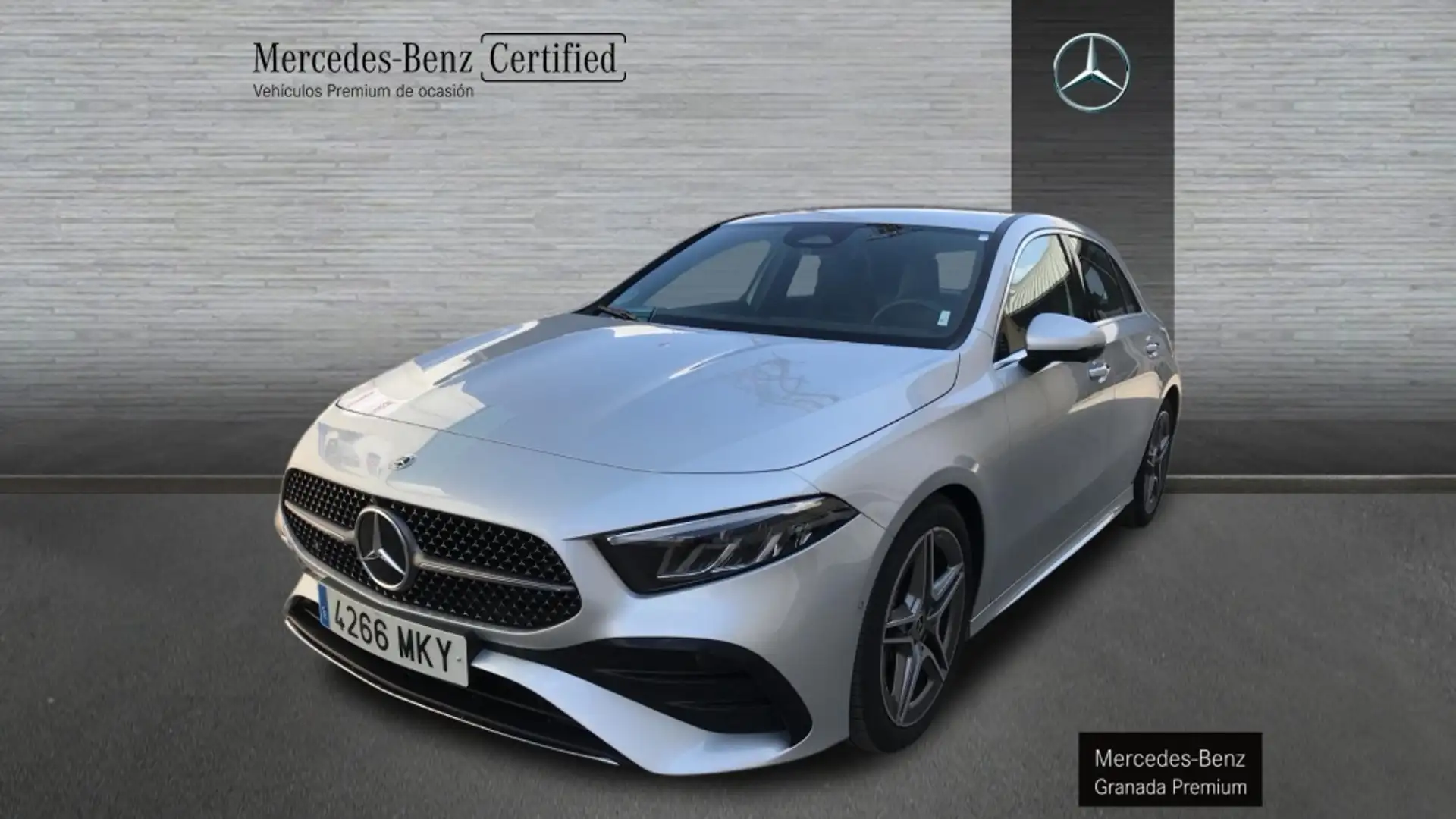 Mercedes-Benz A 180 -CLASS D COMPACTO - 1