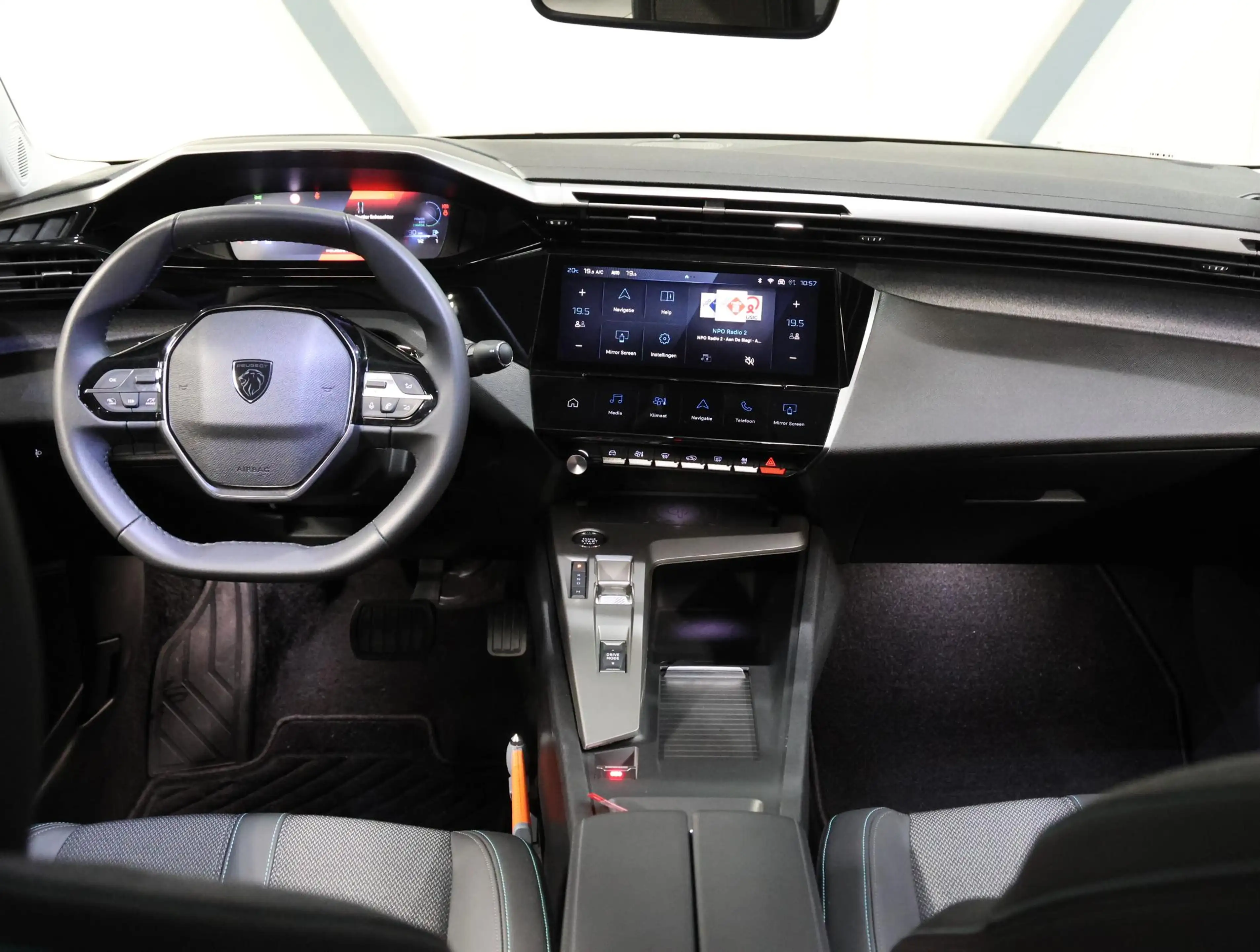 Peugeot 408 1.2 Hybrid Allure 145pk Automaat | Navigatie | Ada — photo 13