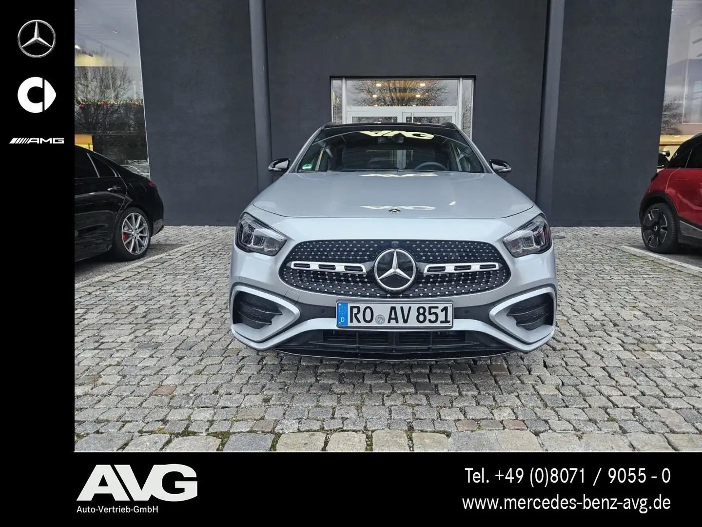 Mercedes-Benz GLA 200 GLA 200 AMG Special Edition Pano AHK LED 360° Silber - 2