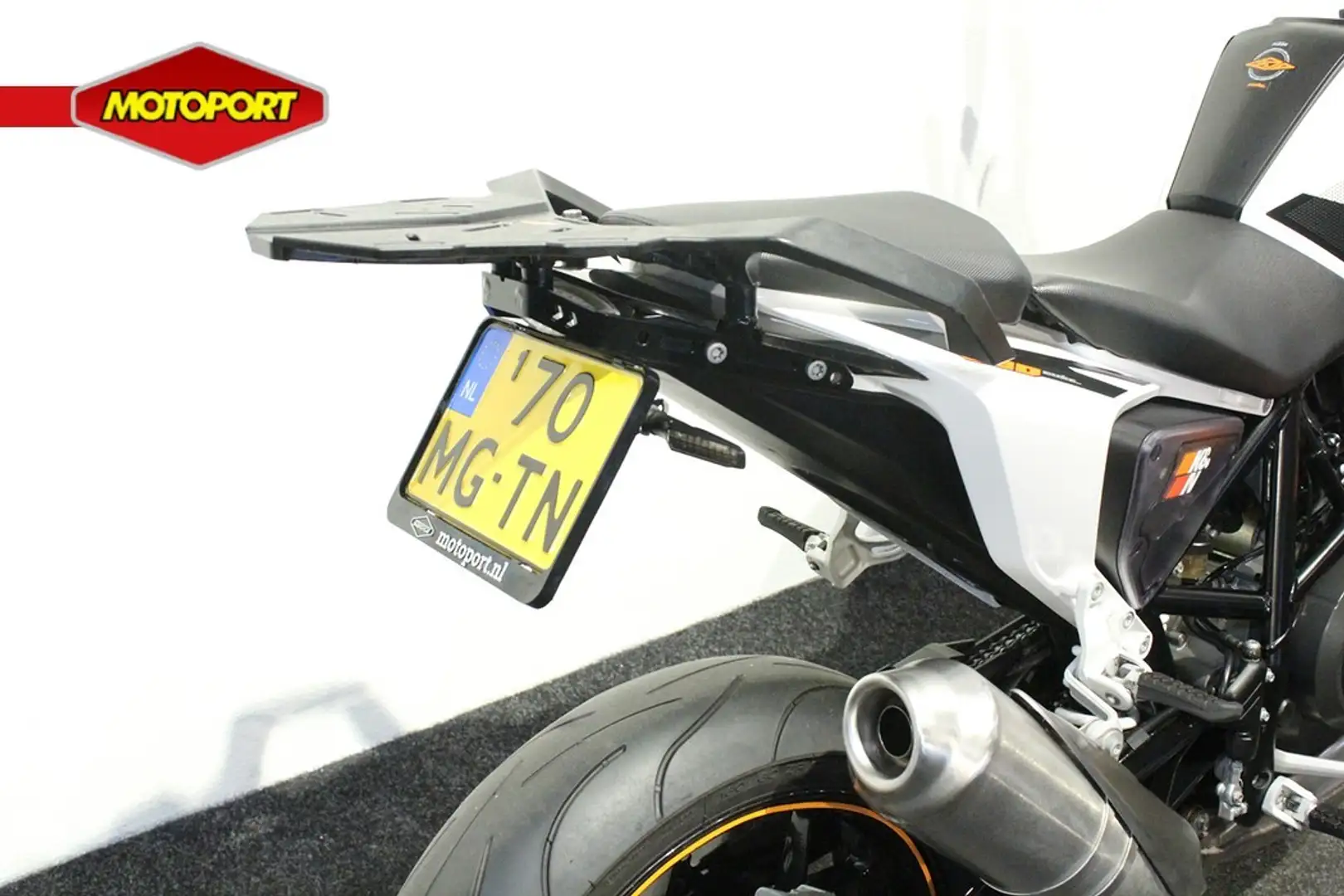 KTM 690 Duke ABS Wit - 2
