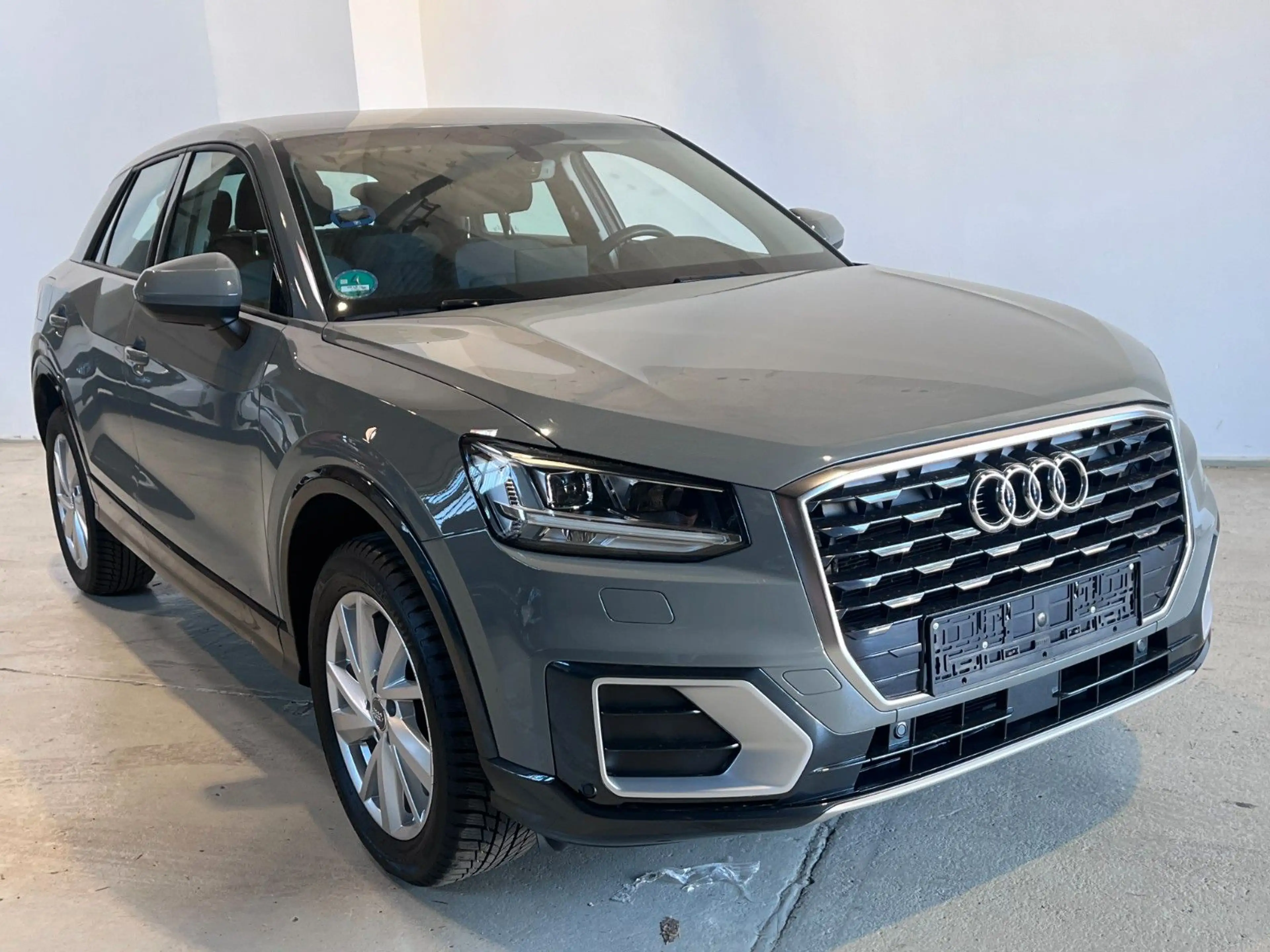 Audi Q2 35 TFSI design 1.5 — photo 2
