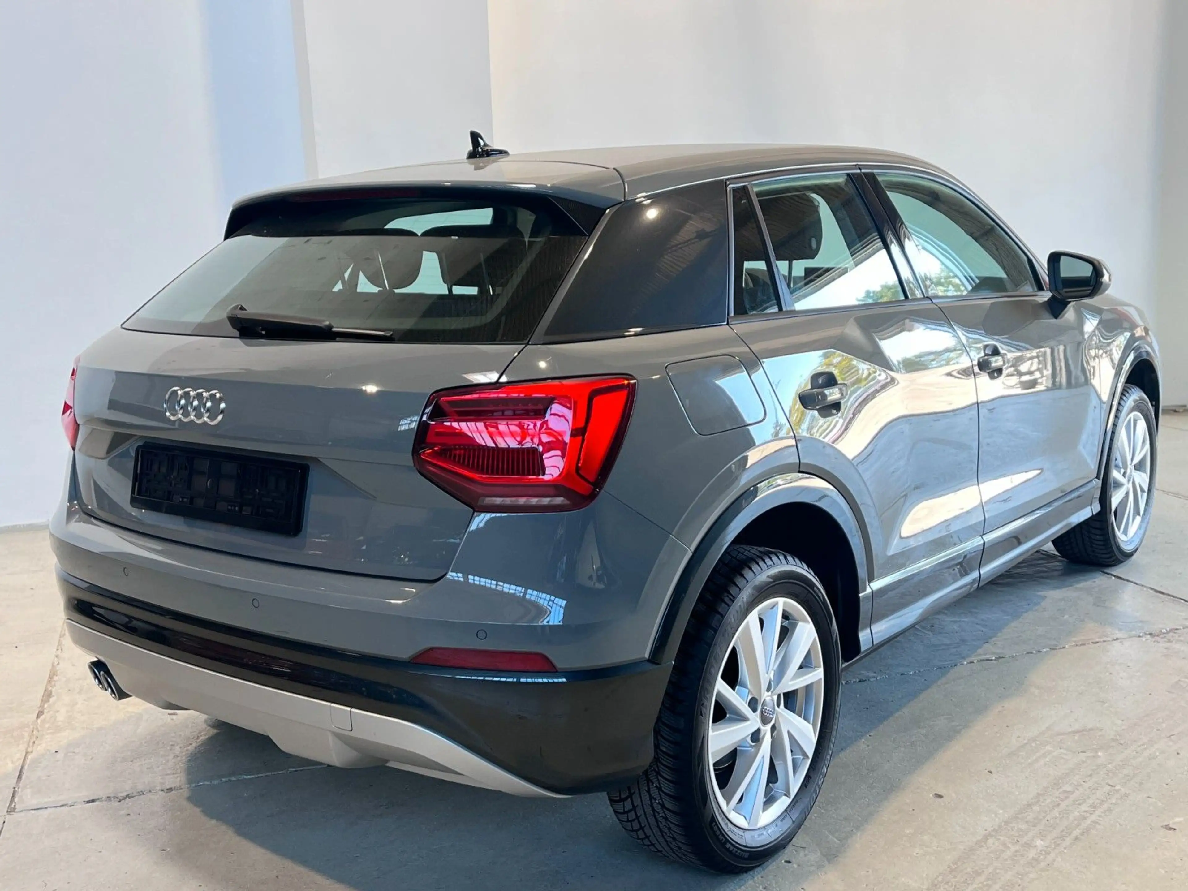 Audi Q2 35 TFSI design 1.5 — photo 3