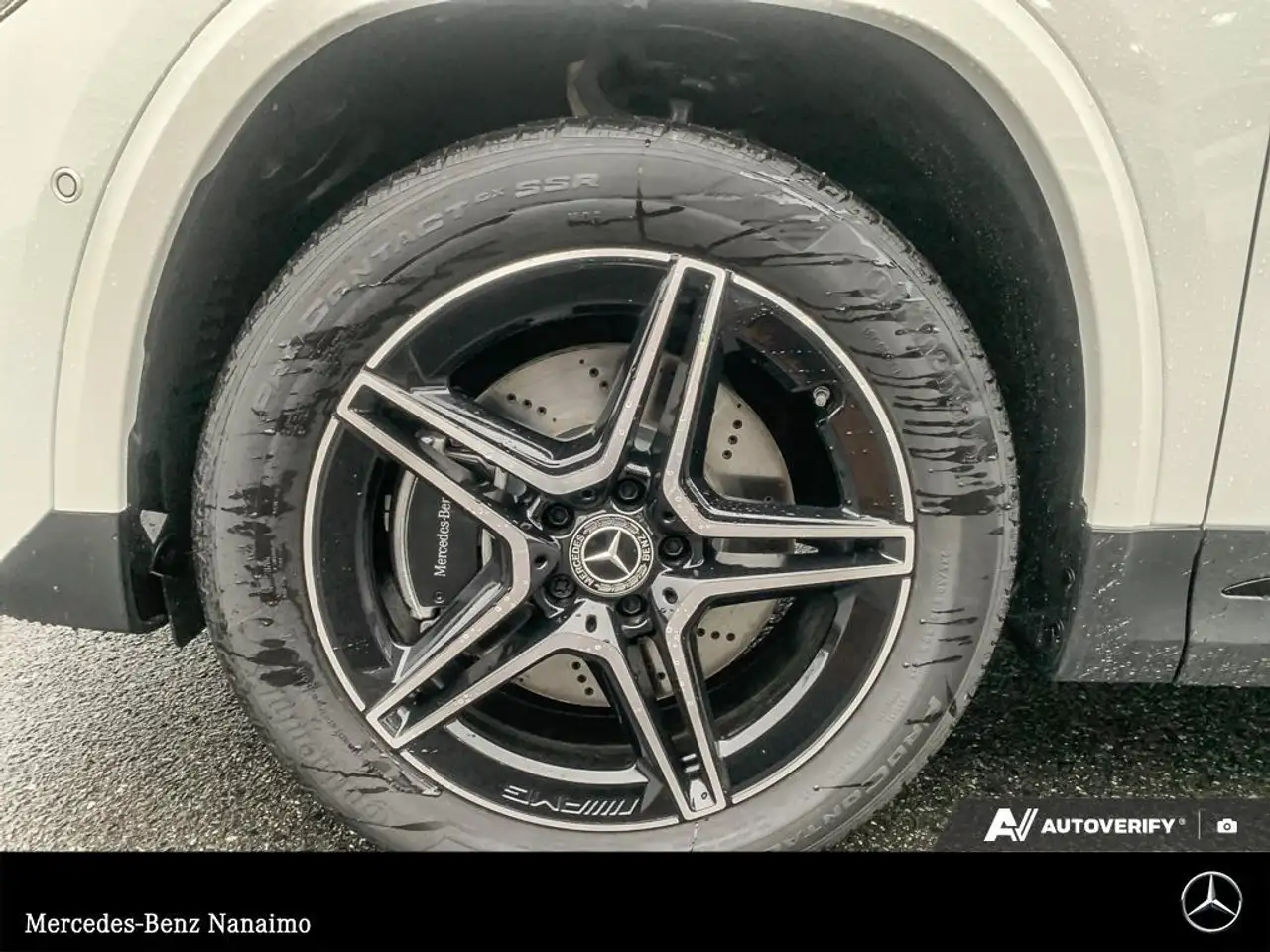 Mercedes-Benz GLA снимка Mercedes-Benz GLA