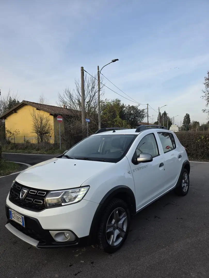 Dacia Sandero Stepway 1.5 blue dci 15th Anniversary 95cv - 1