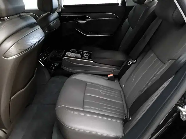Audi A8 view 13