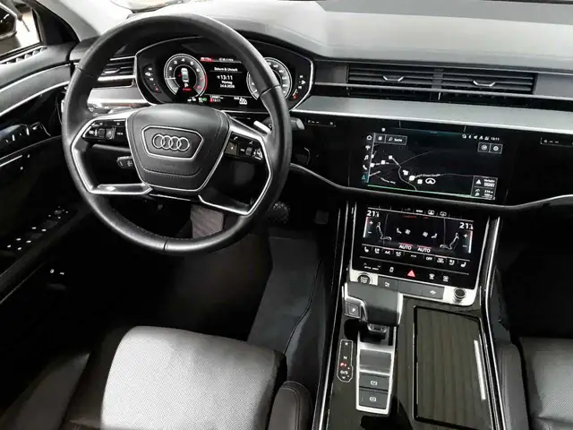 Audi A8 view 10