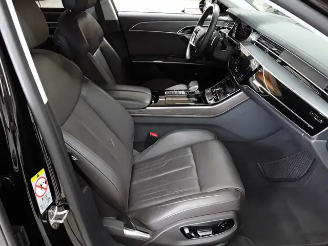Audi A8 view 8