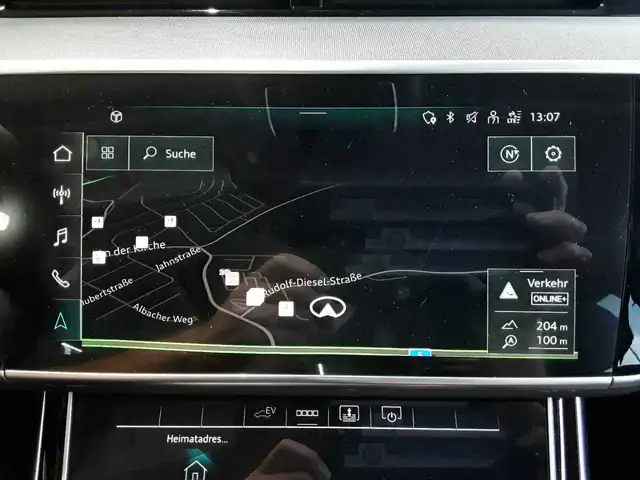 Audi A8 view 12