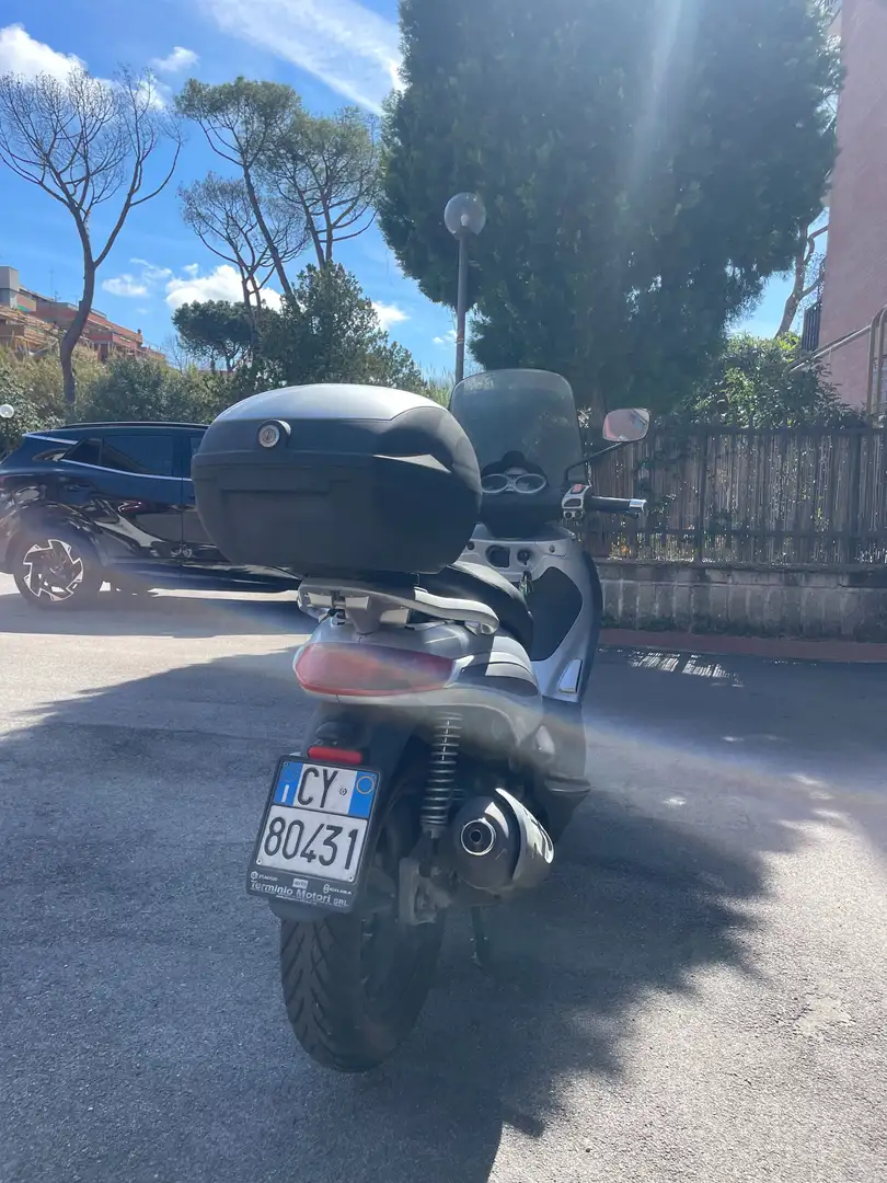 Piaggio Beverly 250 Argintiu - 2