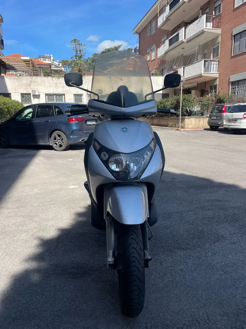 Piaggio Beverly 250 Argintiu - 1