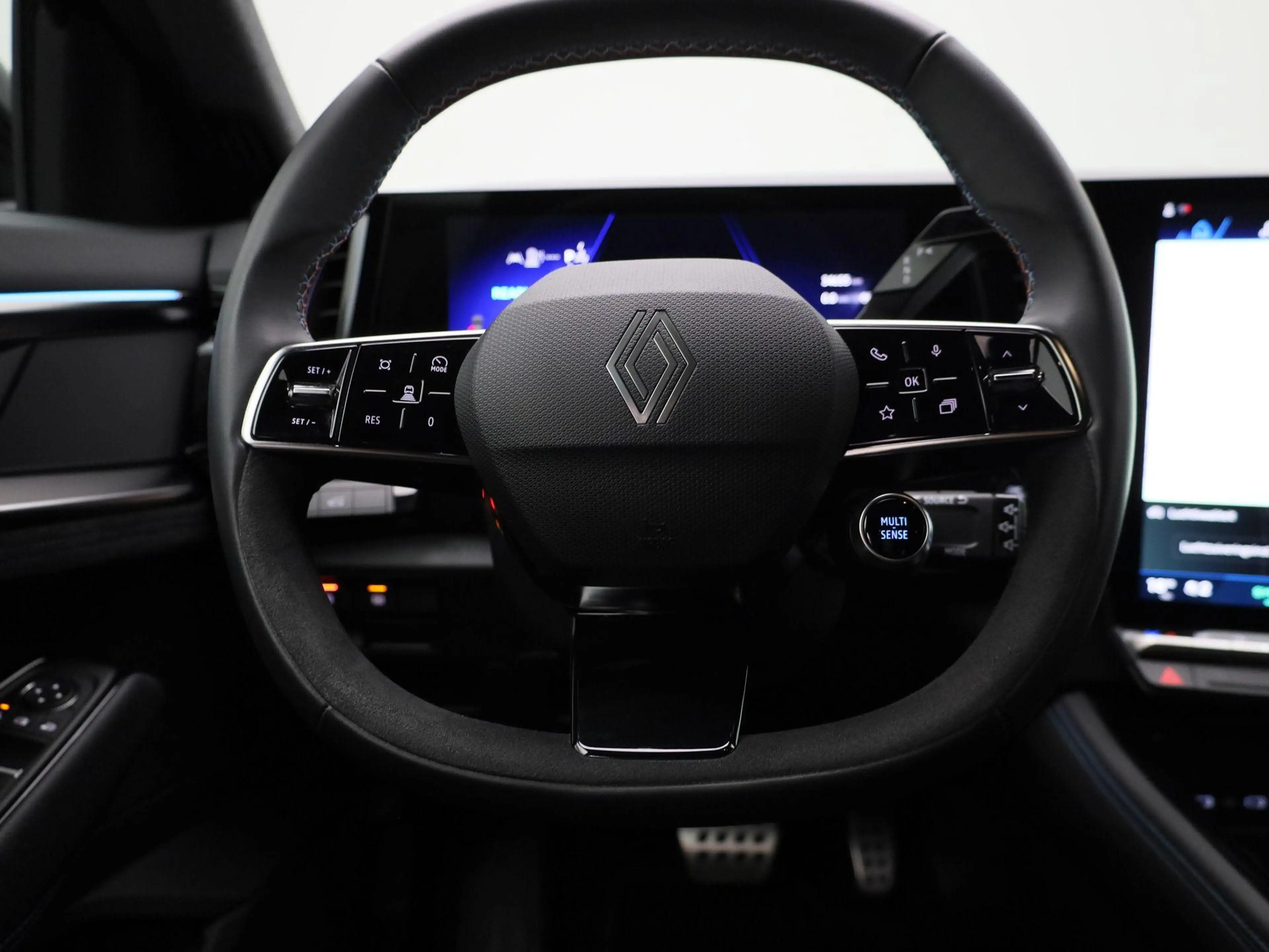Renault Austral 1.2 E-Tech full hybrid 200 techno esprit Alpine | — photo 7