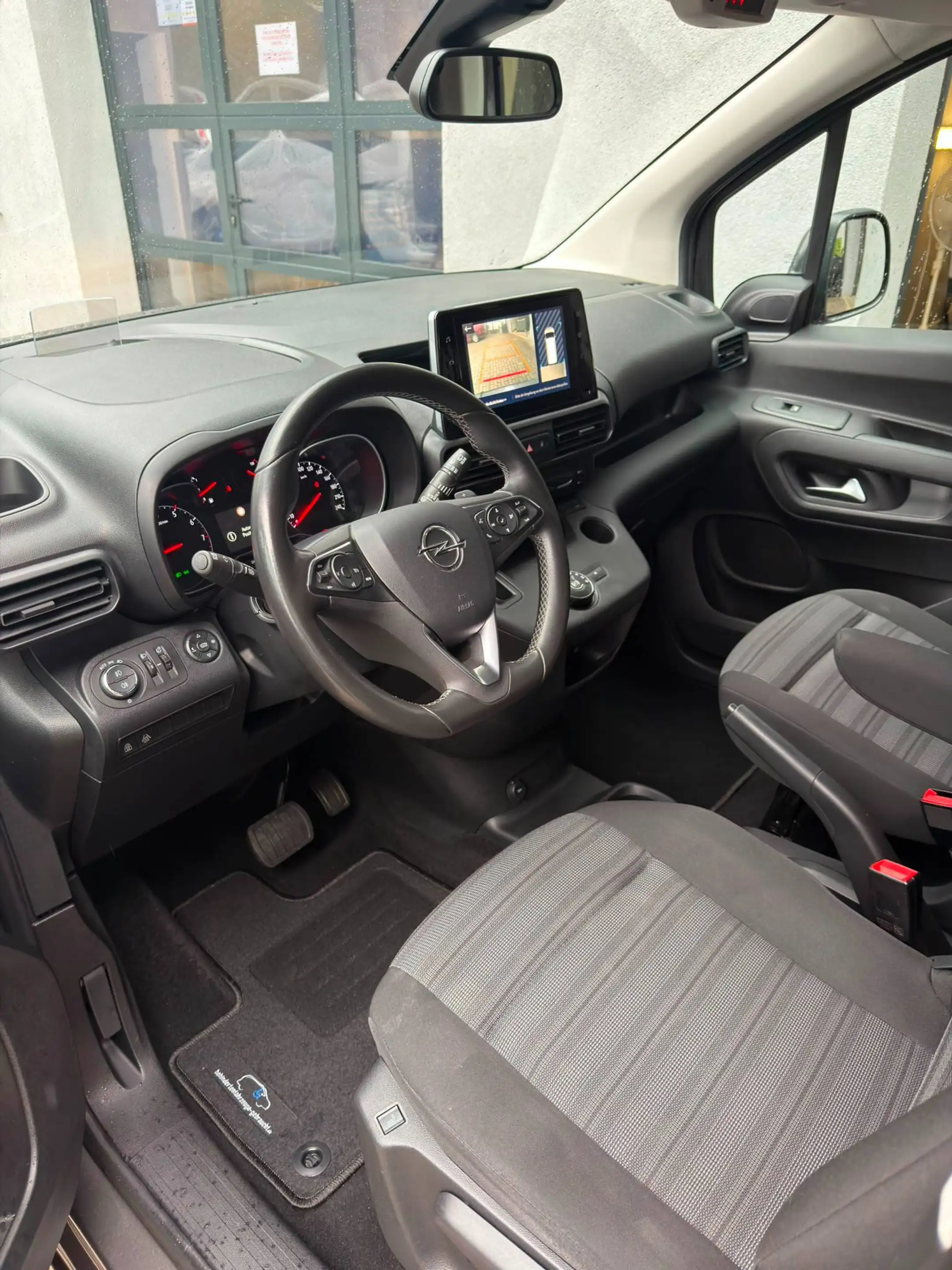 Opel Combo L2 Maxi Automatik Behindertengerecht Rollstuhlrampe — photo 10