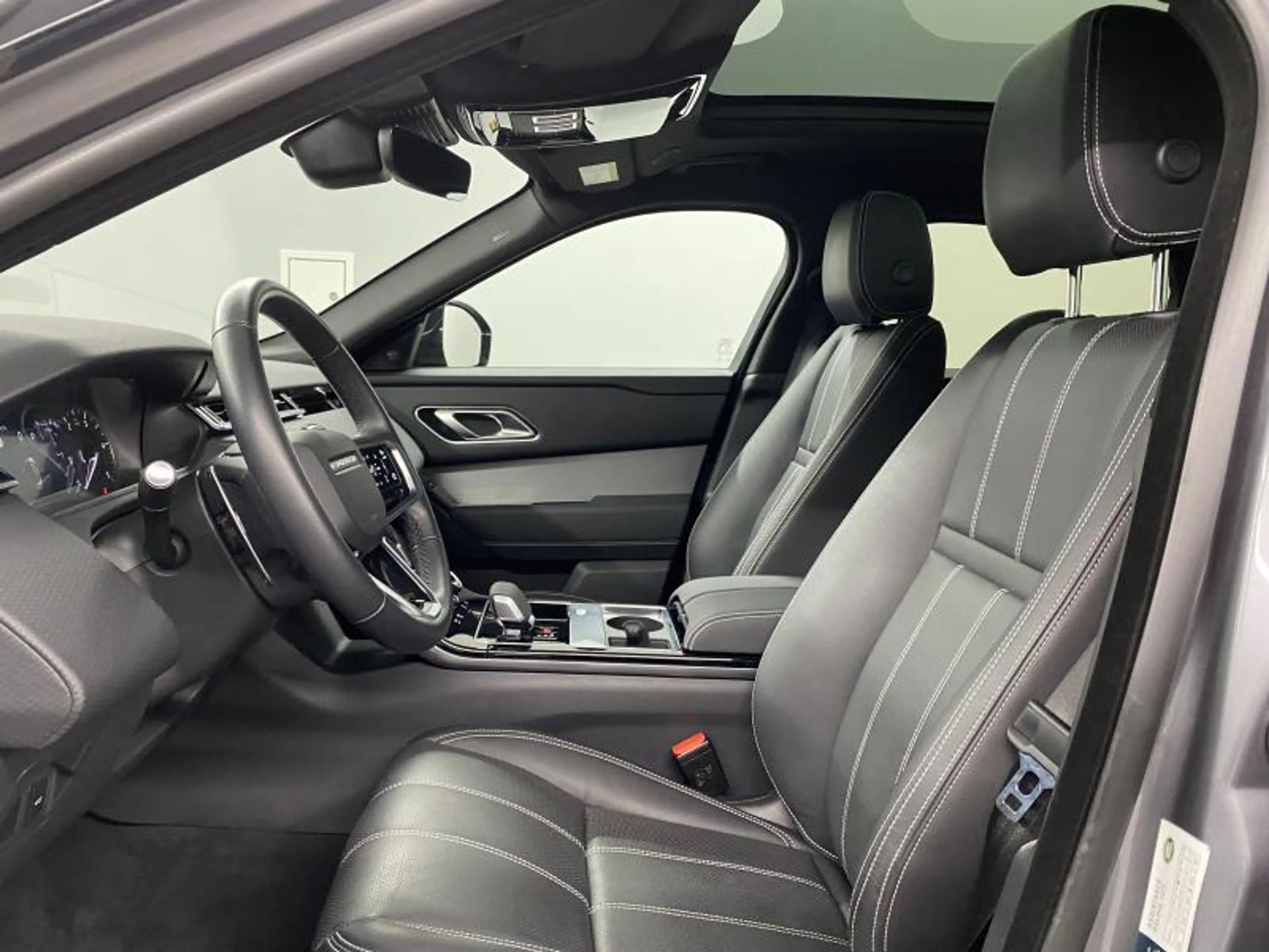 Land Rover Range Rover Velar D200 R-Dynamic SE AWD Auto. 23MY — photo 13