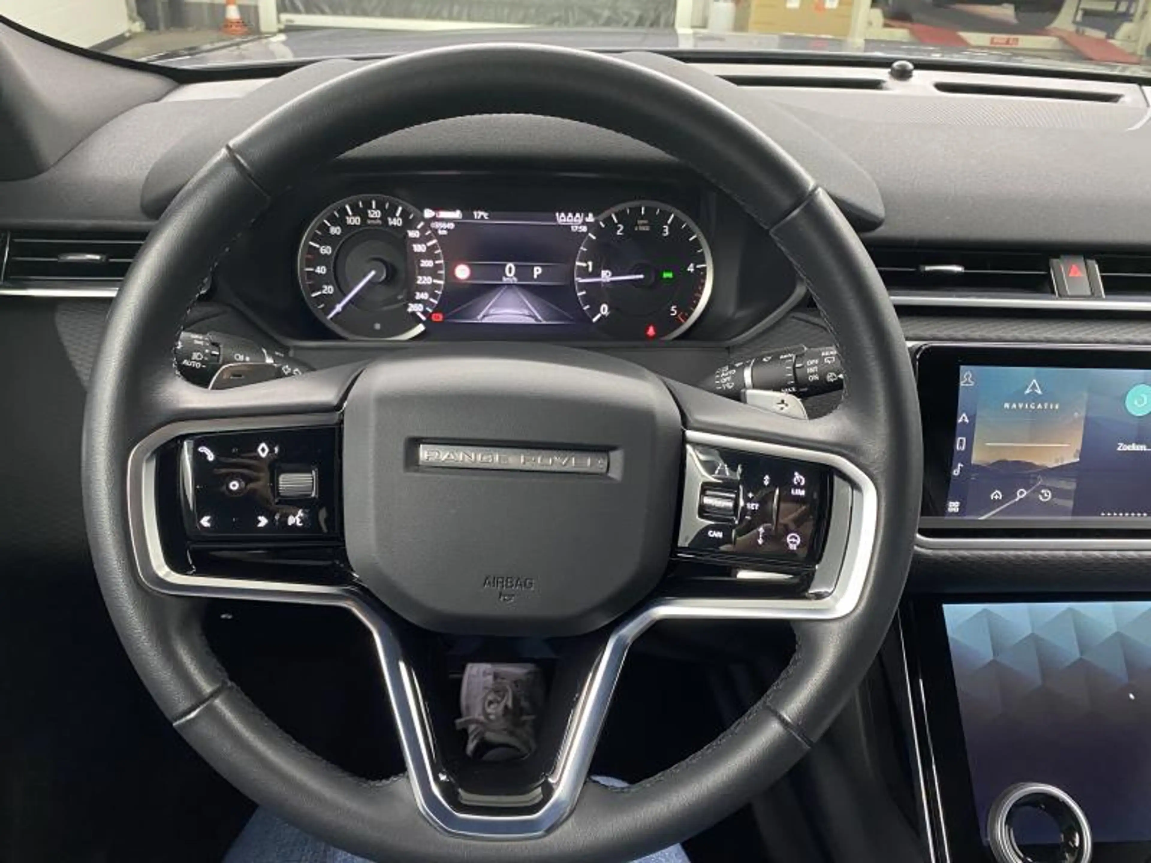 Land Rover Range Rover Velar D200 R-Dynamic SE AWD Auto. 23MY — photo 10