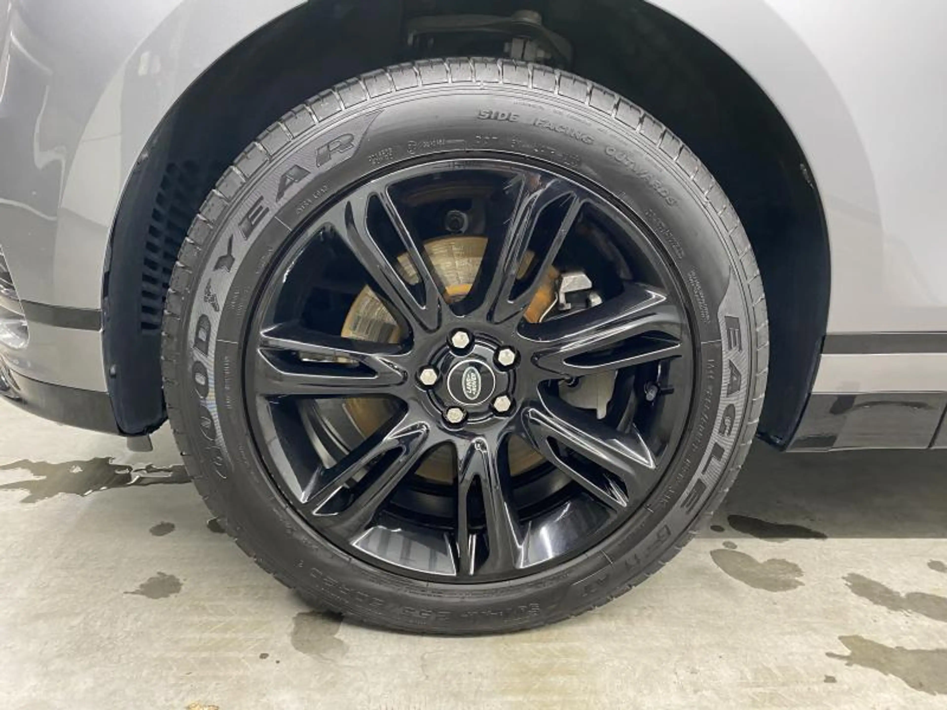 Land Rover Range Rover Velar D200 R-Dynamic SE AWD Auto. 23MY — photo 8