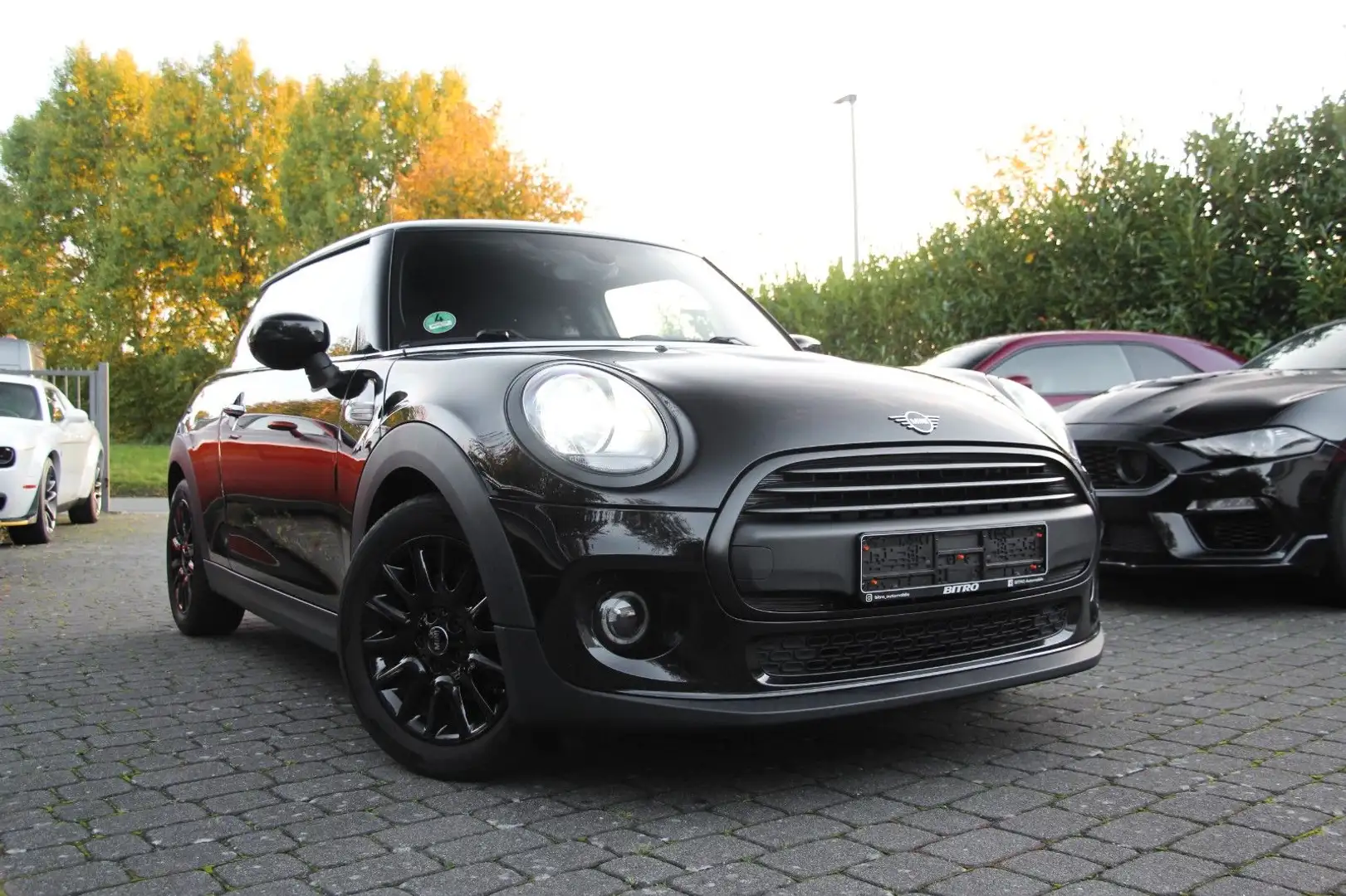 MINI One One Automatik/BLACK/1.Hand/Scheckheft/PDC/SHZ Zwart - 1