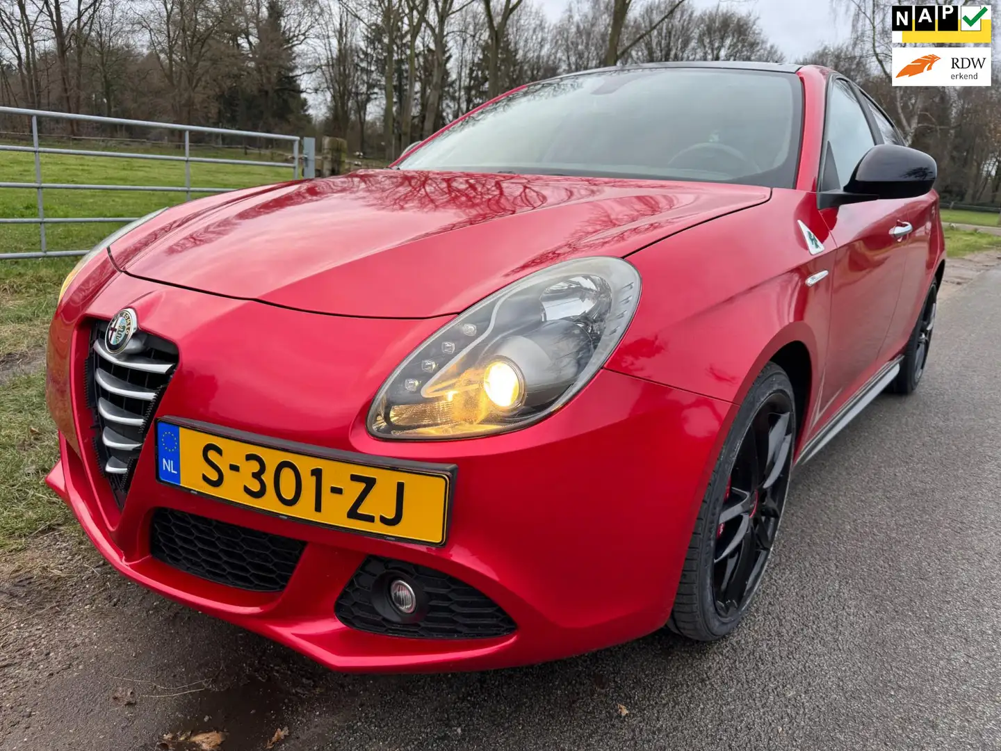 Alfa Romeo Giulietta 1.7 TBi Quadrifoglio Verde 235PK keurig onderhoude Wit - 1