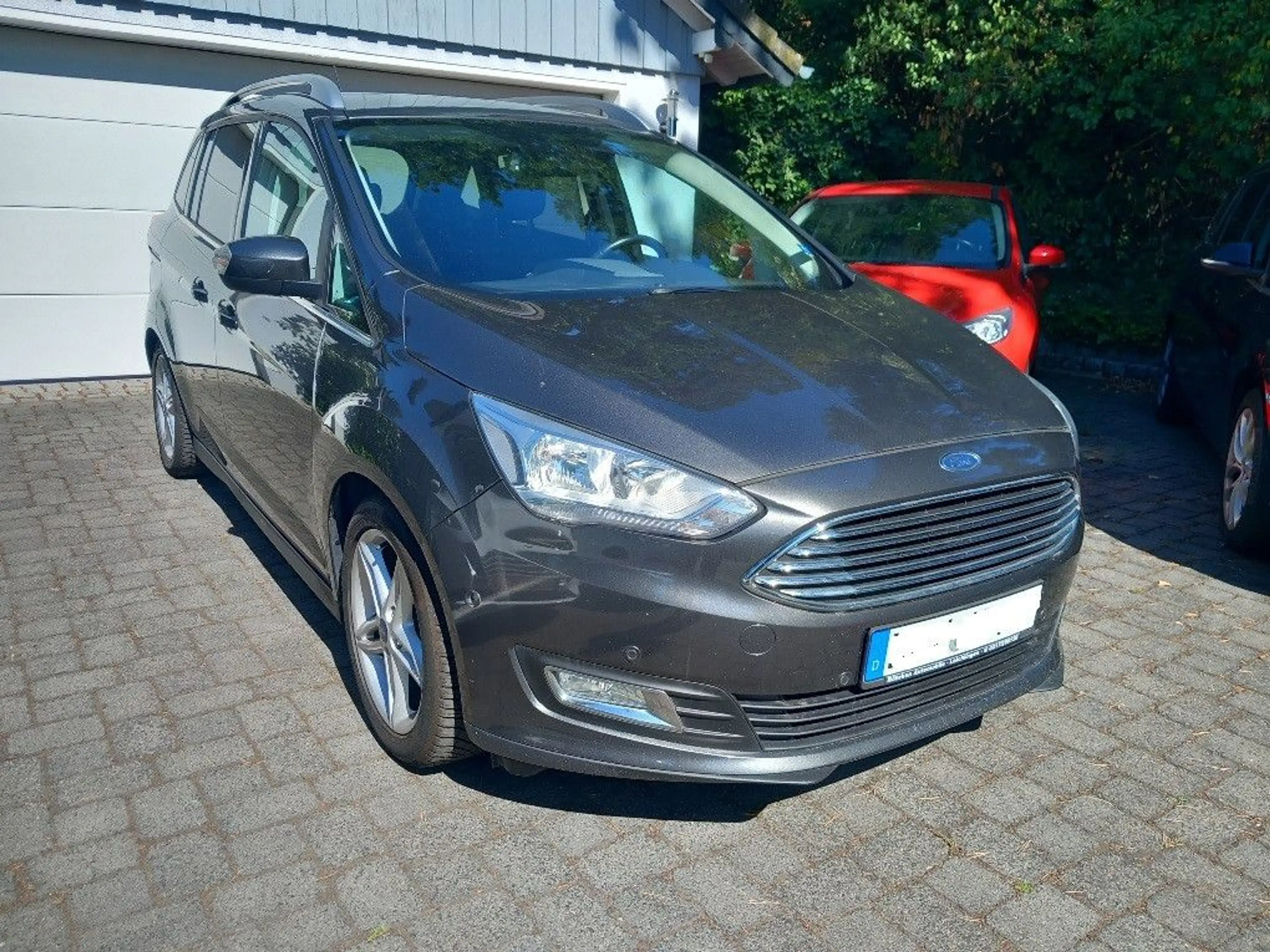 Ford Grand C-Max 1.0 EcoBoost Titanium AHK