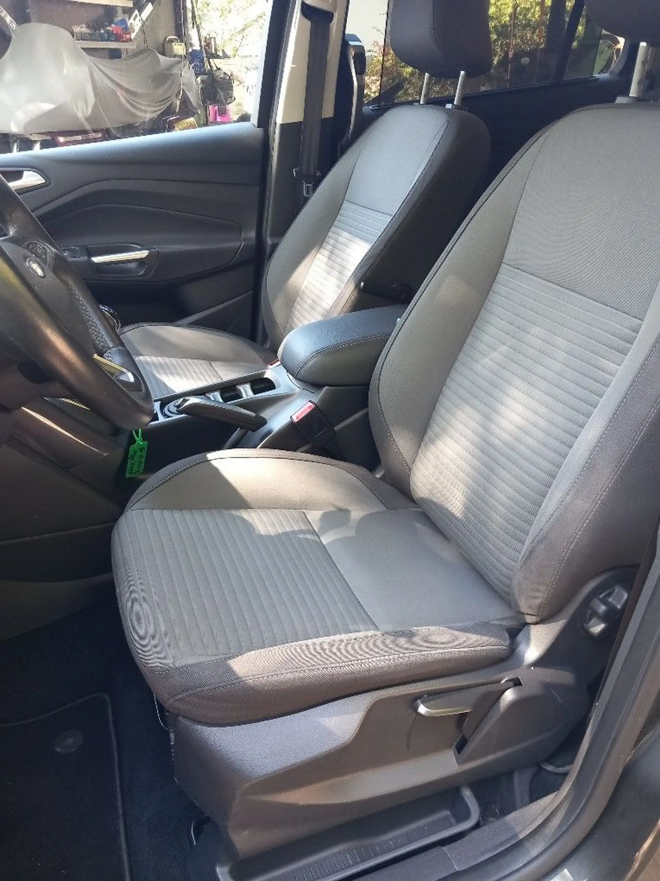 Ford Grand C-Max 1.0 EcoBoost Titanium AHK — photo 9