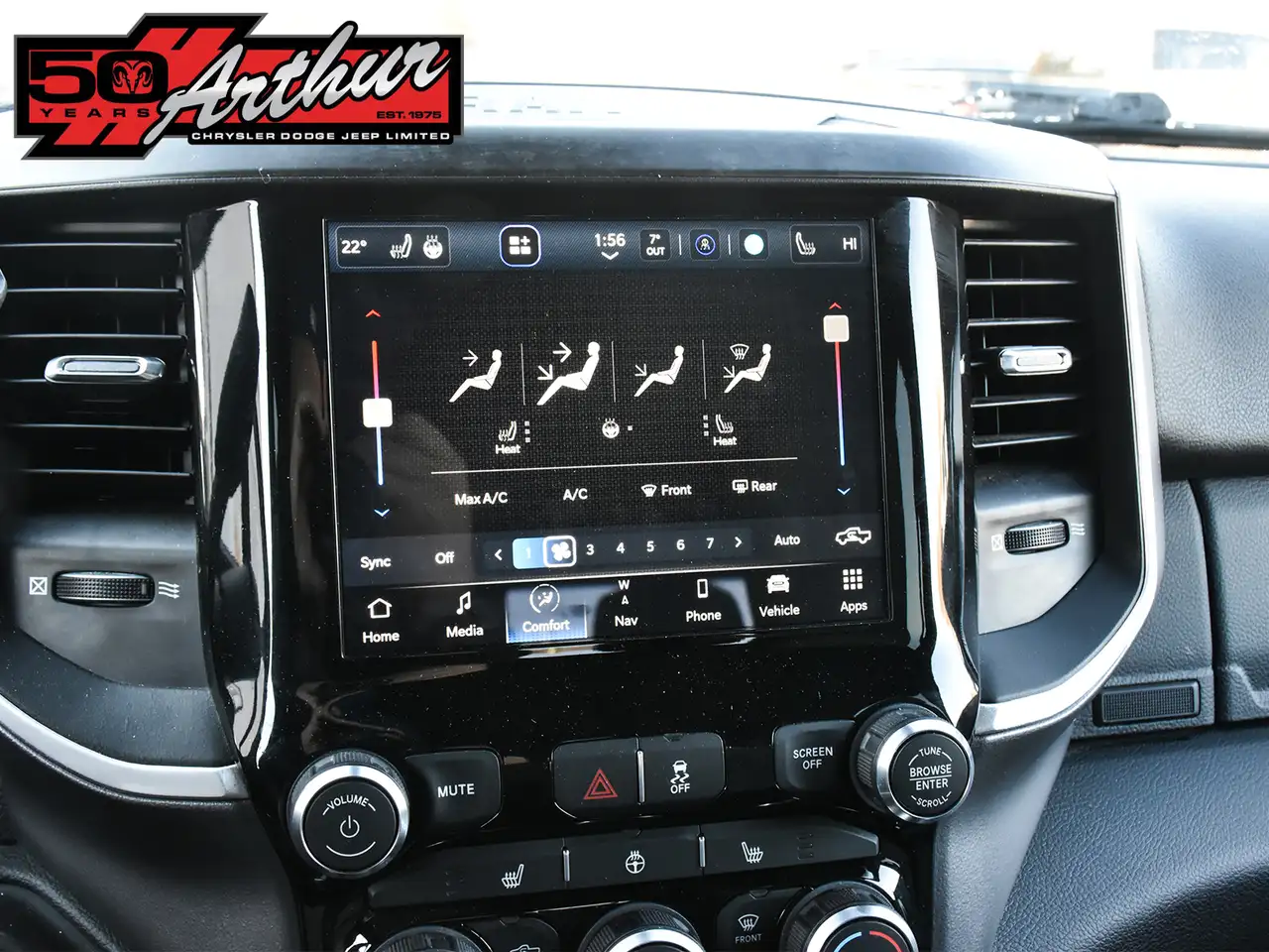RAM 2500 снимка RAM 2500