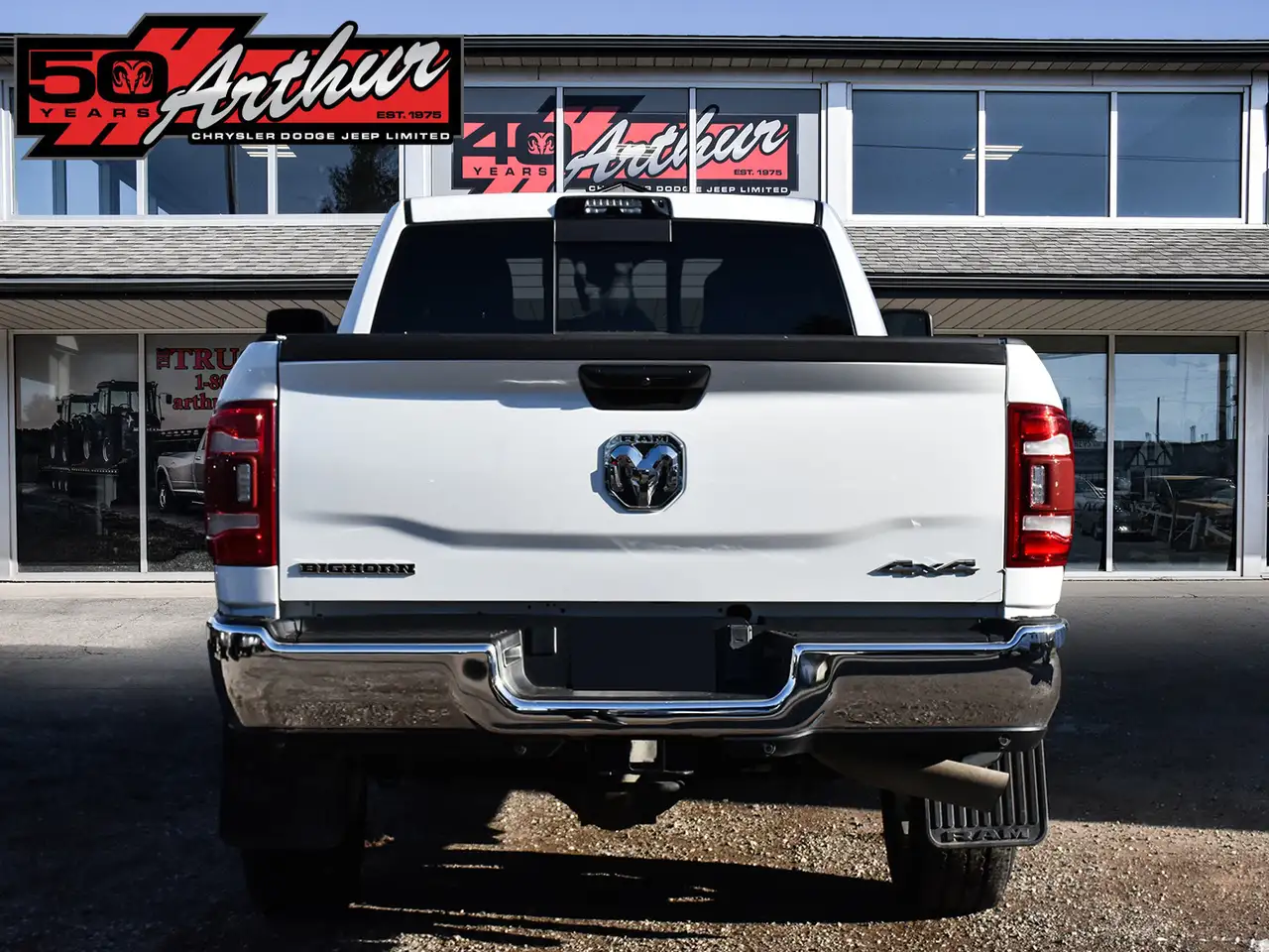 RAM 2500 снимка RAM 2500