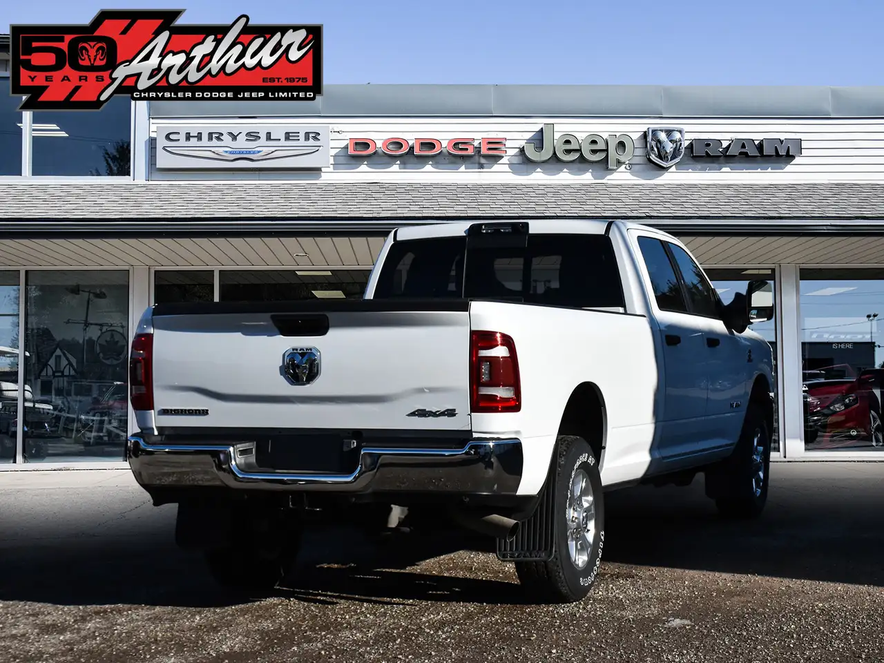 RAM 2500 снимка RAM 2500
