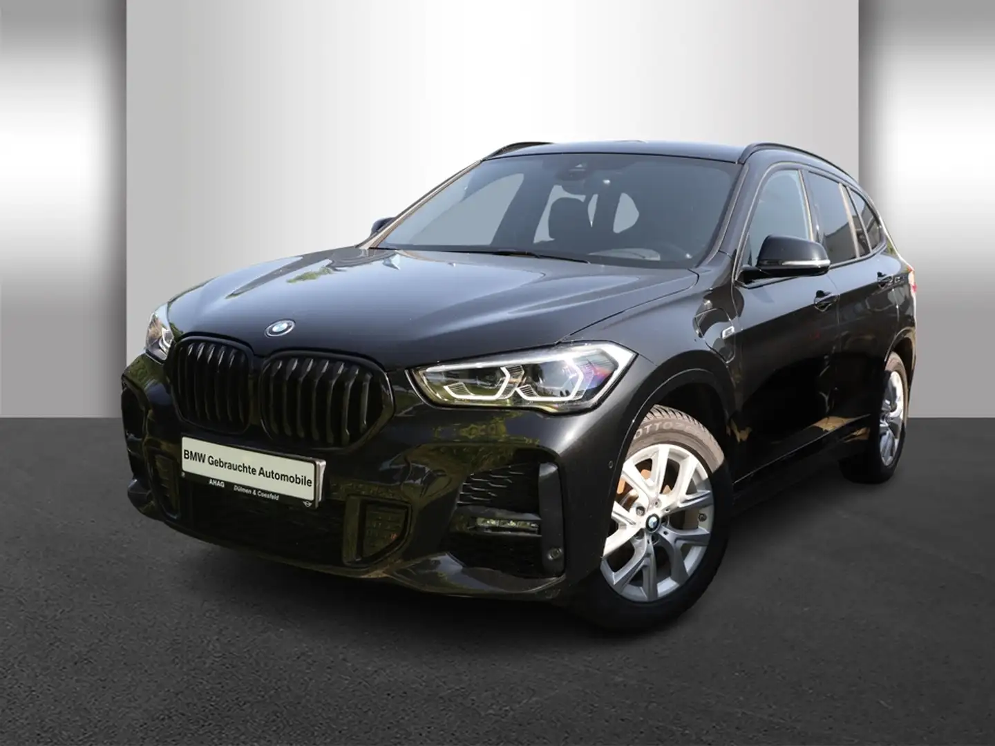 BMW X1 xDrive25e M Sport Steptronic Aut. Klimaaut. Zwart - 2
