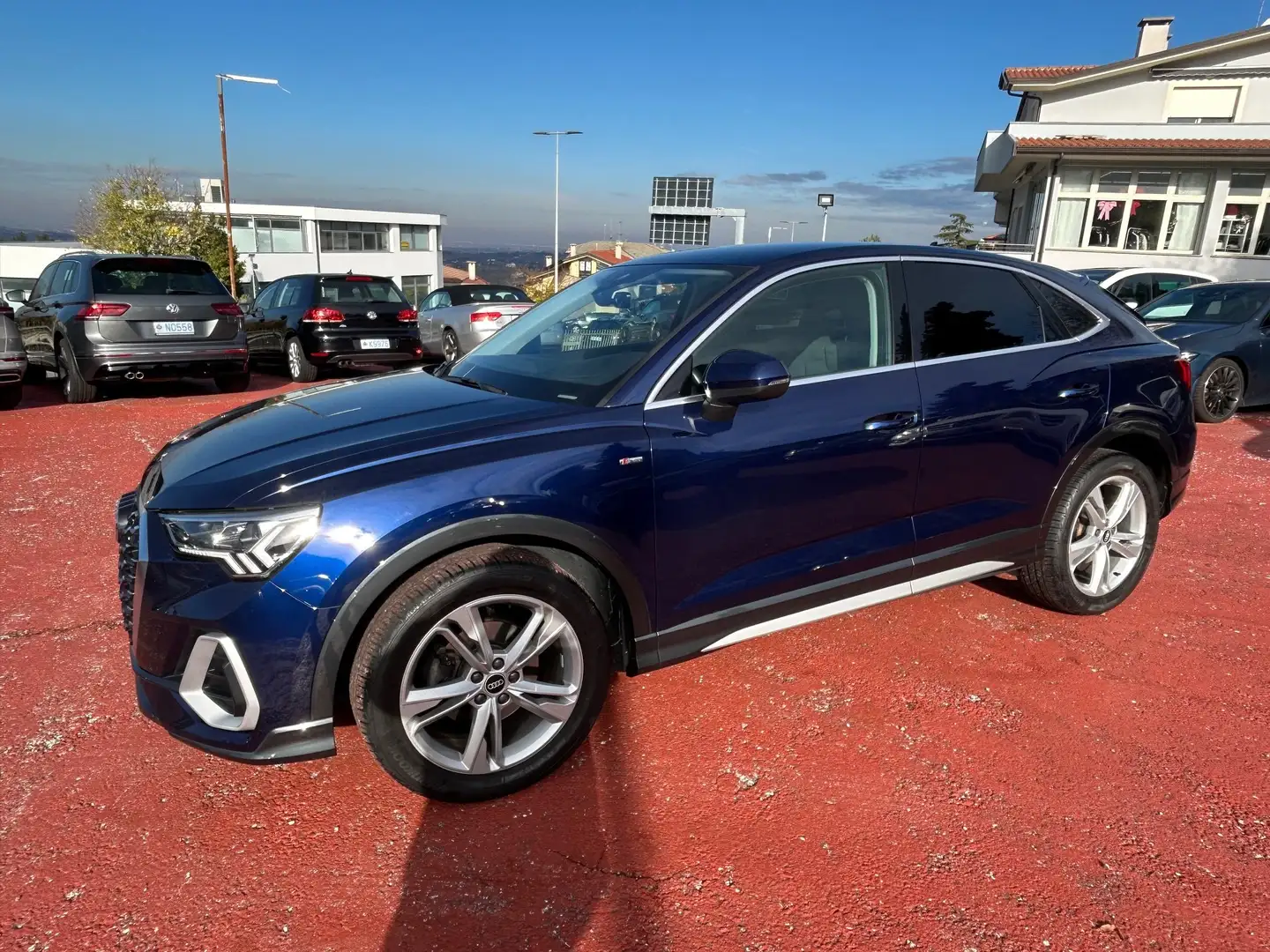 Audi Q3 Q3 Sportback 35 2.0 tdi S line  quattro s-tronic Bleu - 1