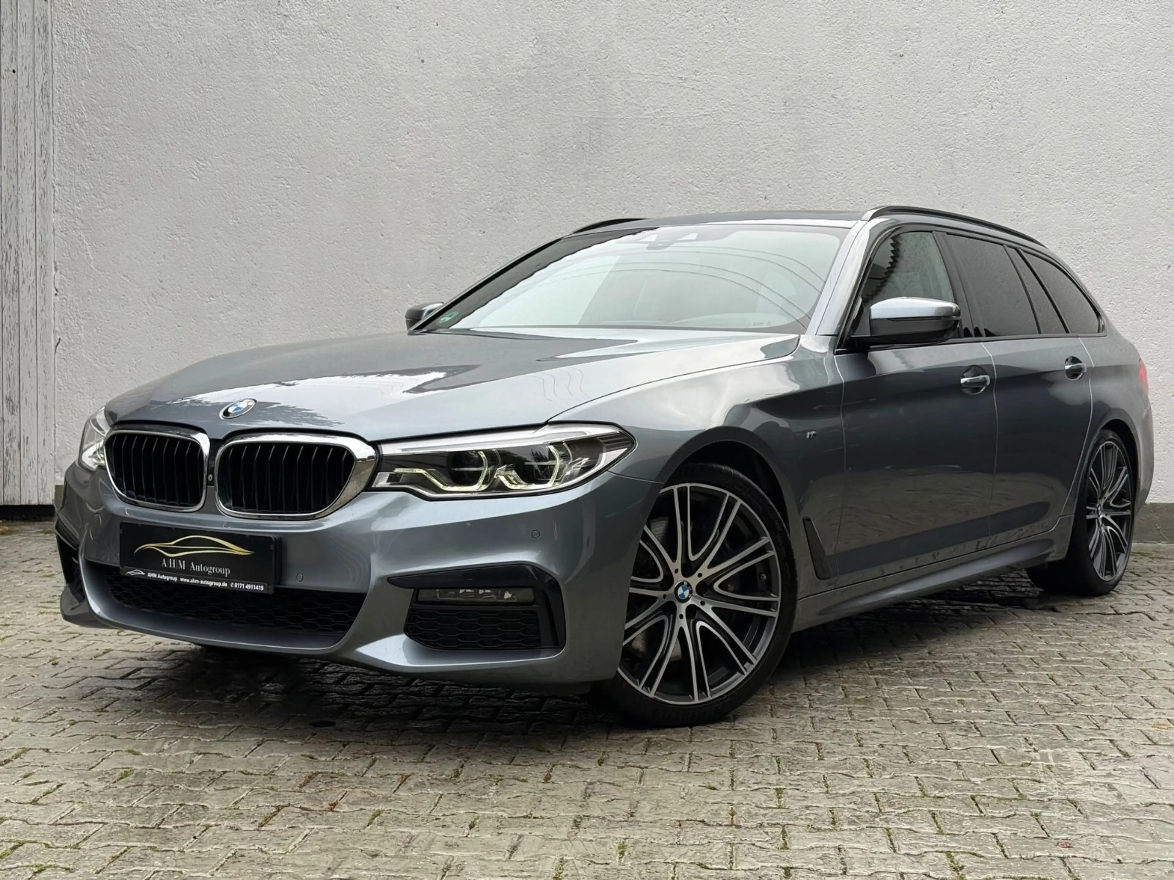 BMW 540 i xDrive M Sport LED/360°/Pano/Anhängerk./H&K