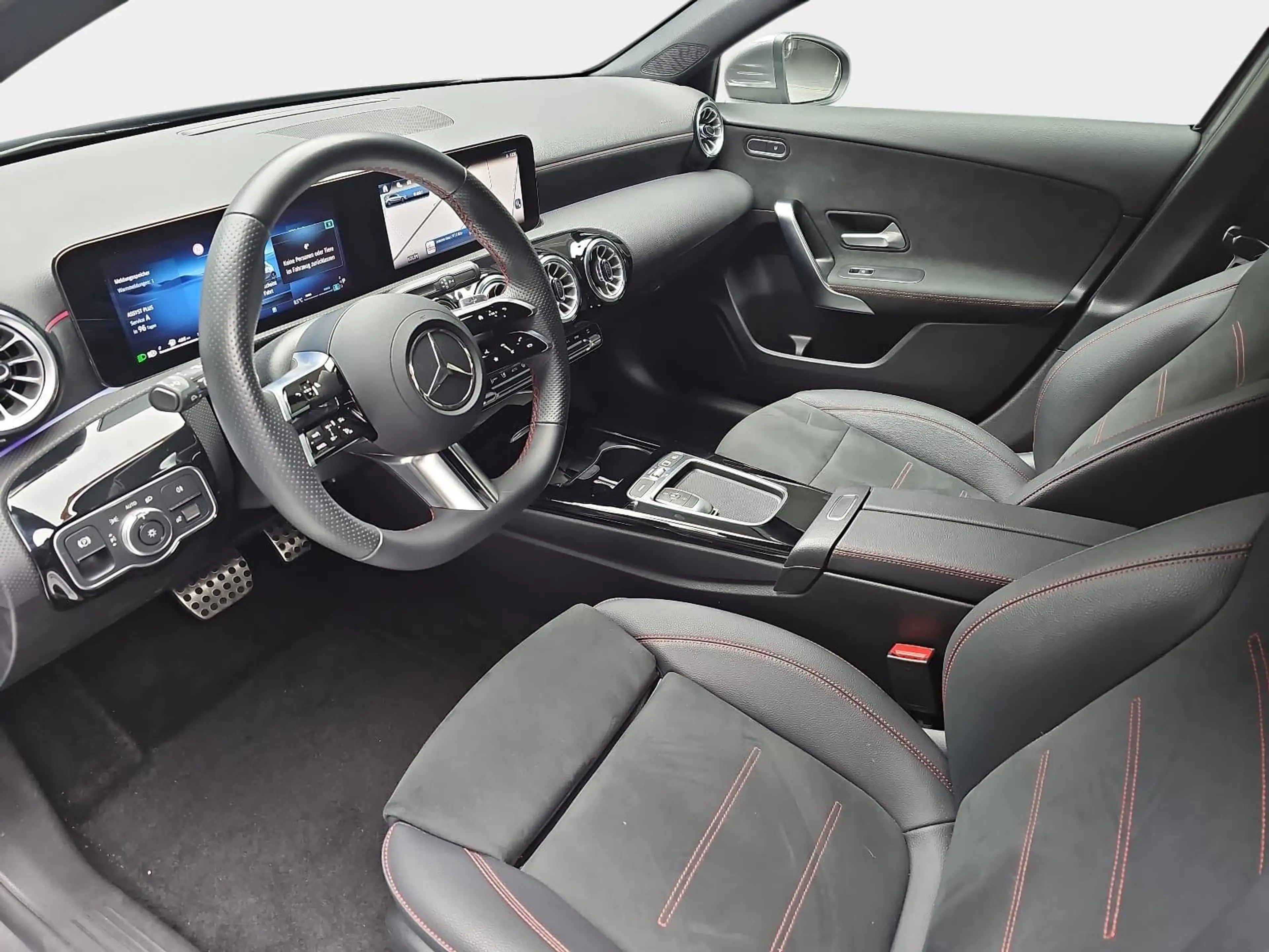 Mercedes-Benz A 180 A 180 DCT AMG LINE NAVI LED MBUX WINTER KAMERA LM1 — photo 20
