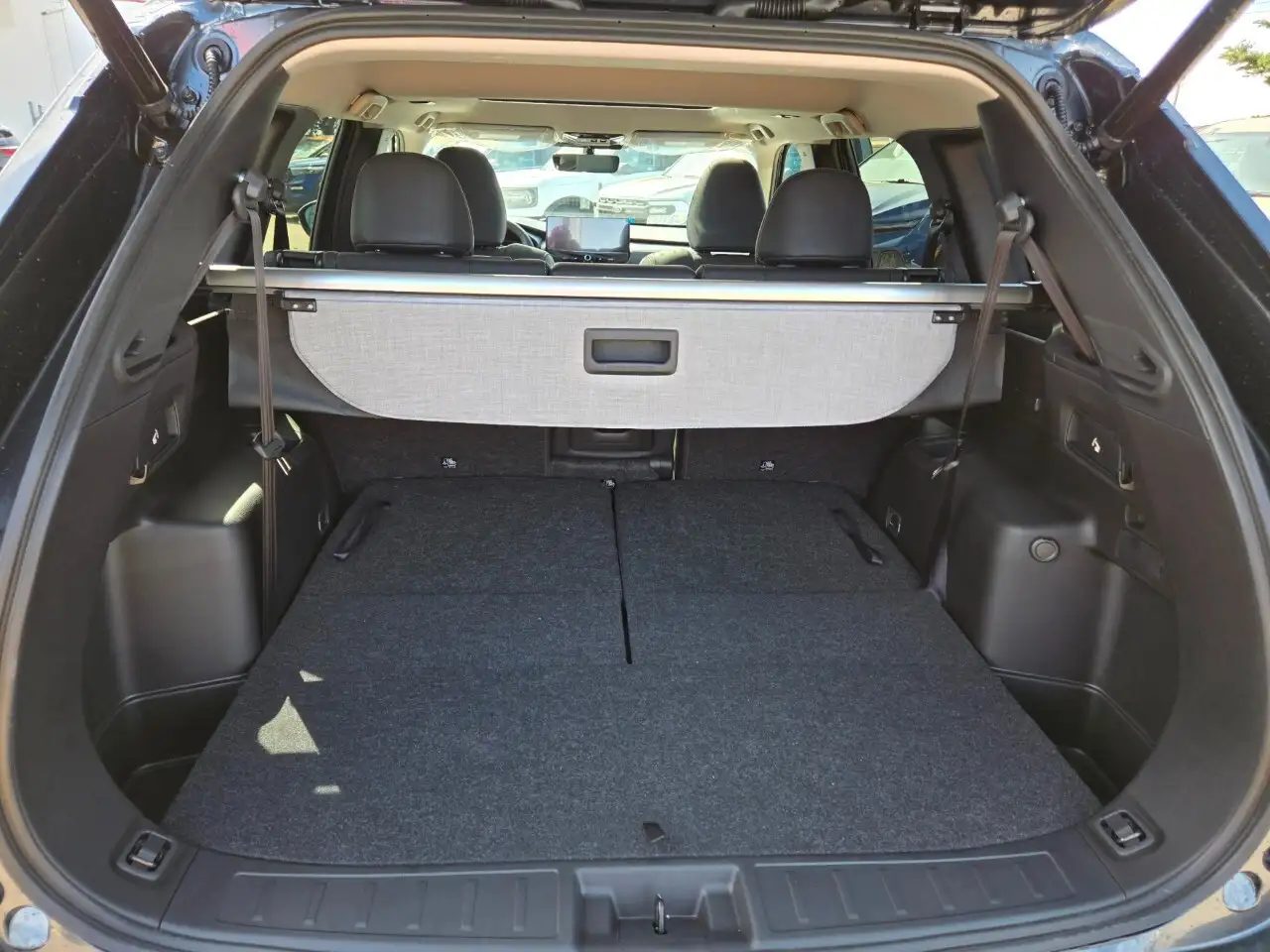 Mitsubishi Outlander снимка Mitsubishi Outlander
