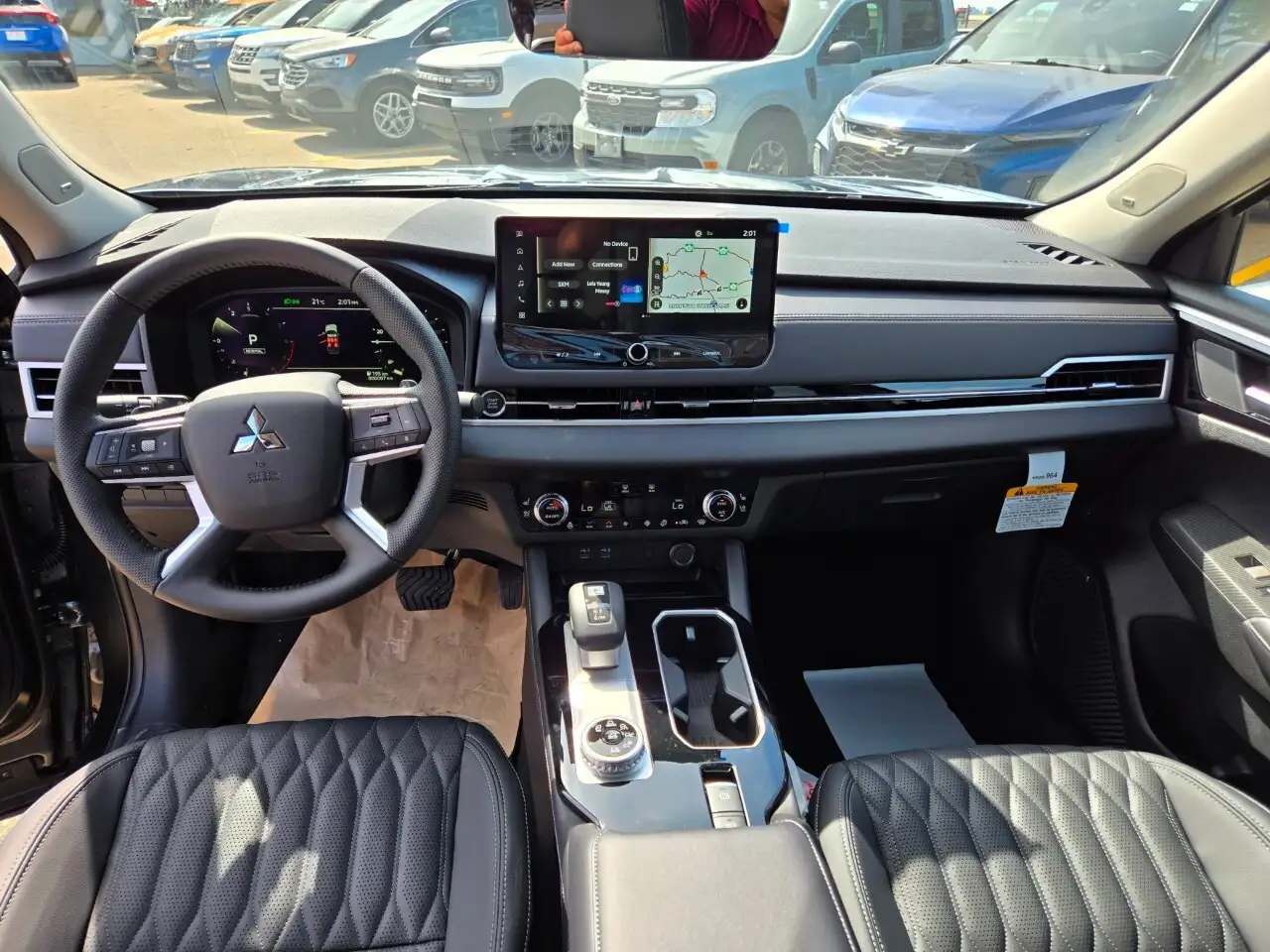 Mitsubishi Outlander снимка Mitsubishi Outlander