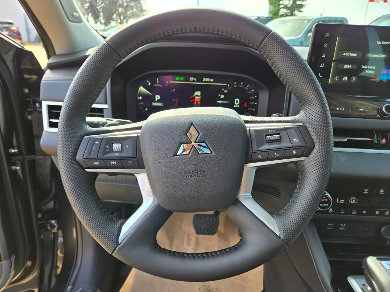 Mitsubishi Outlander снимка Mitsubishi Outlander