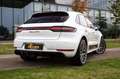 Porsche Macan GTS / PDK / SPORT CHRONO / PANO ROOF / BOSE SOUND Weiß - thumbnail 1