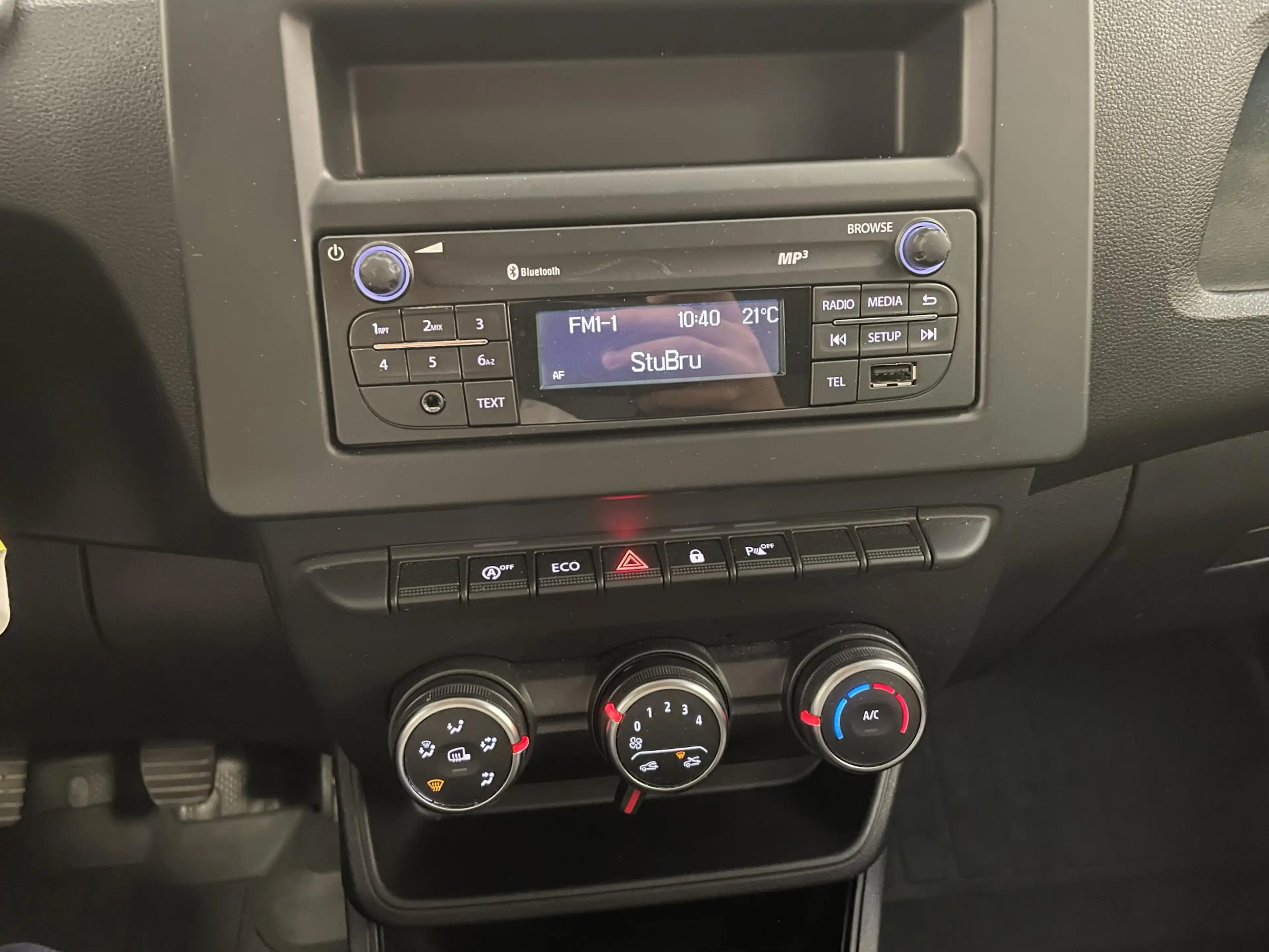 Renault Express Blue dCi 75 Confort — photo 12