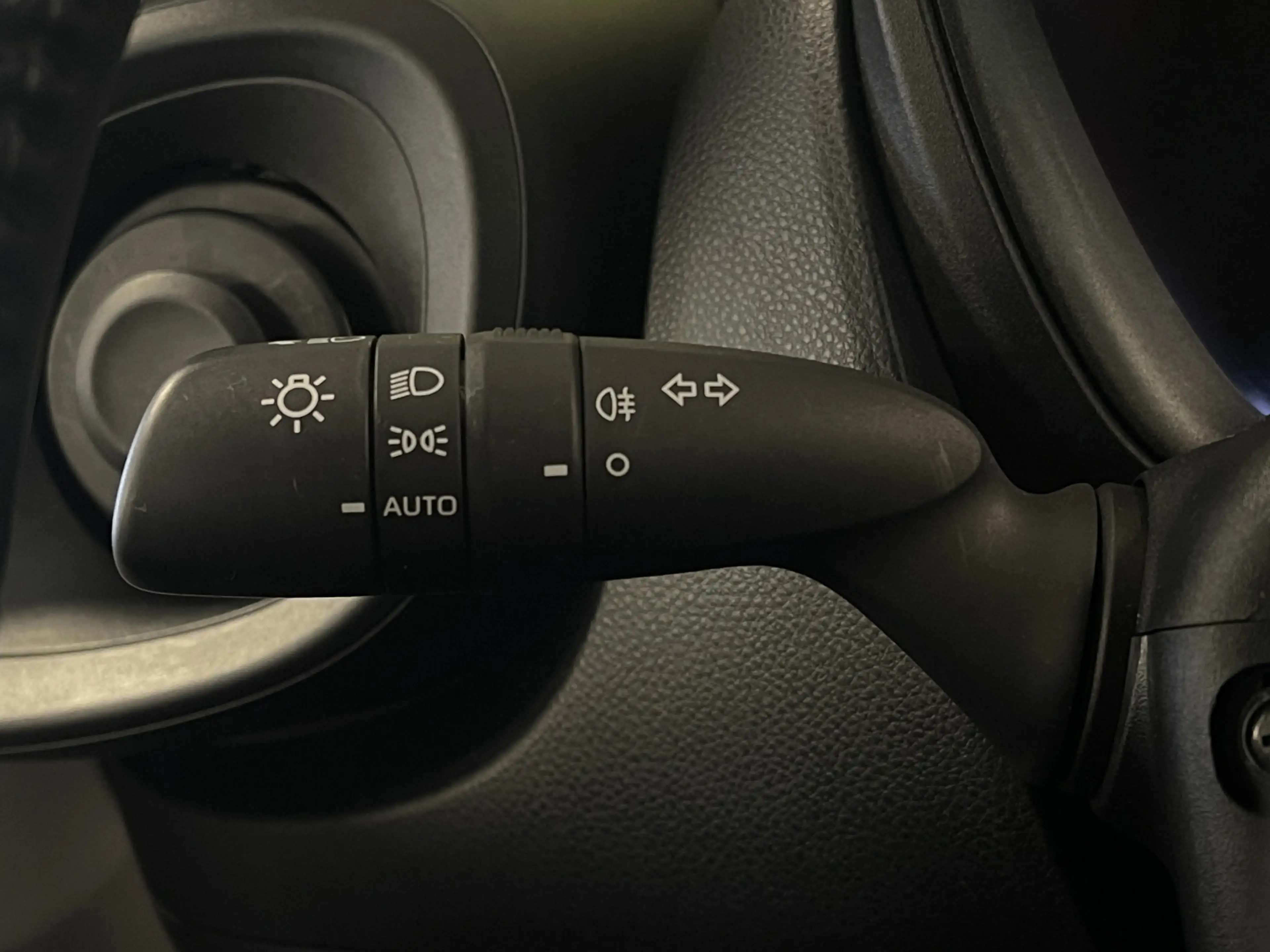 Toyota Aygo X 1.0 VVT-i MT Play | Adaptieve Cruise Control | Ach — photo 12