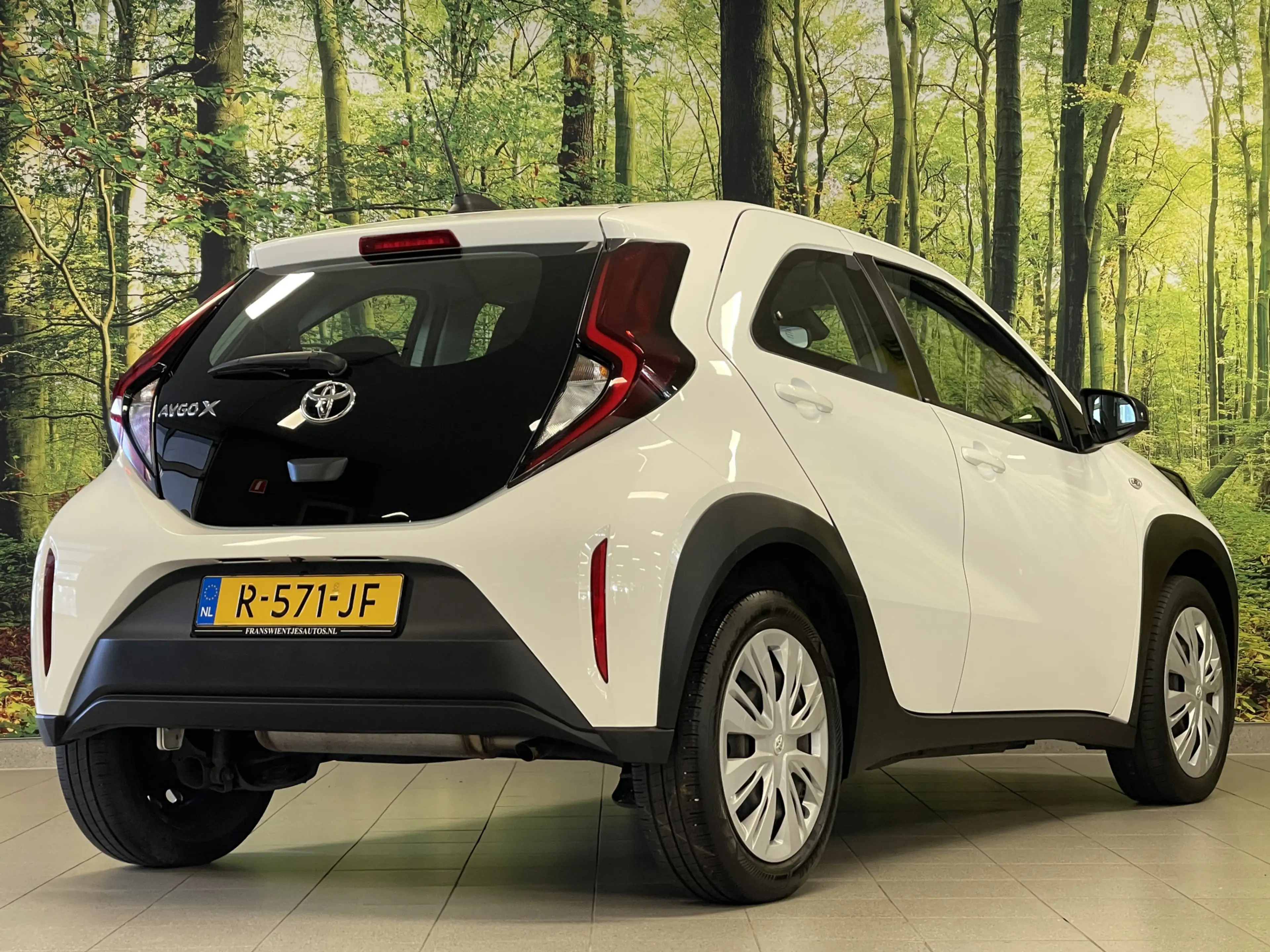 Toyota Aygo X 1.0 VVT-i MT Play | Adaptieve Cruise Control | Ach — photo 5