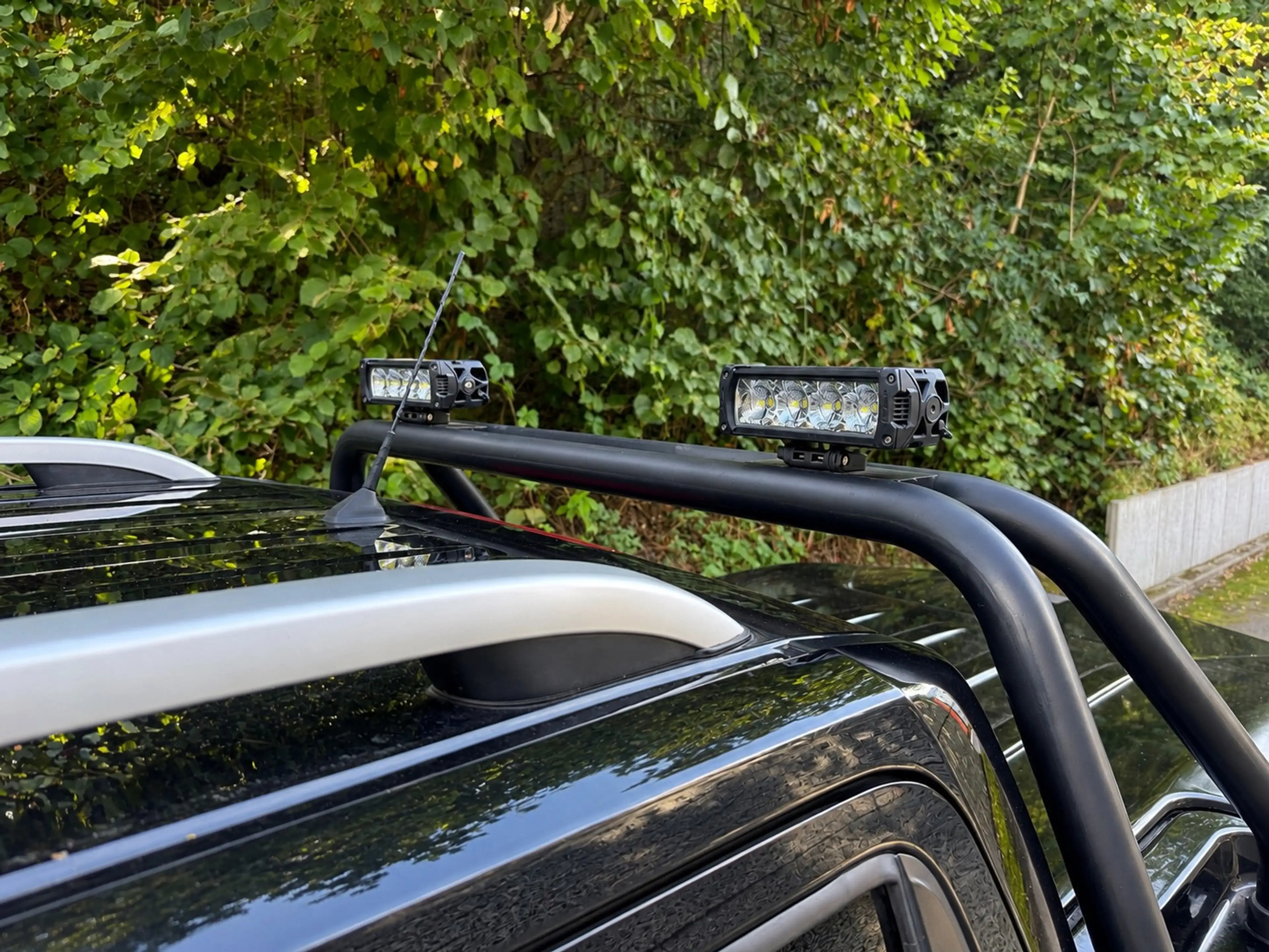 Nissan Navara 2.5 dCi 4x4 Business DPF — photo 9