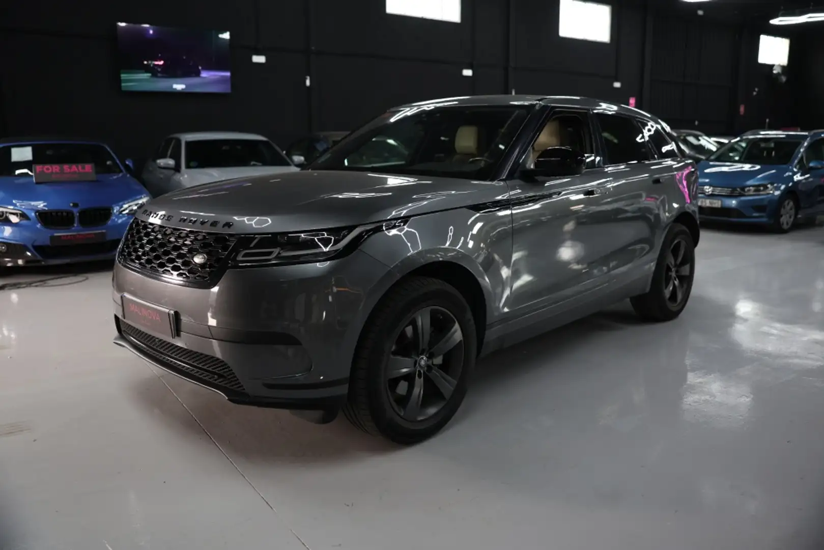 Land Rover LAND-ROVER Range Rover Velar Todoterreno  Automát Gris - 1