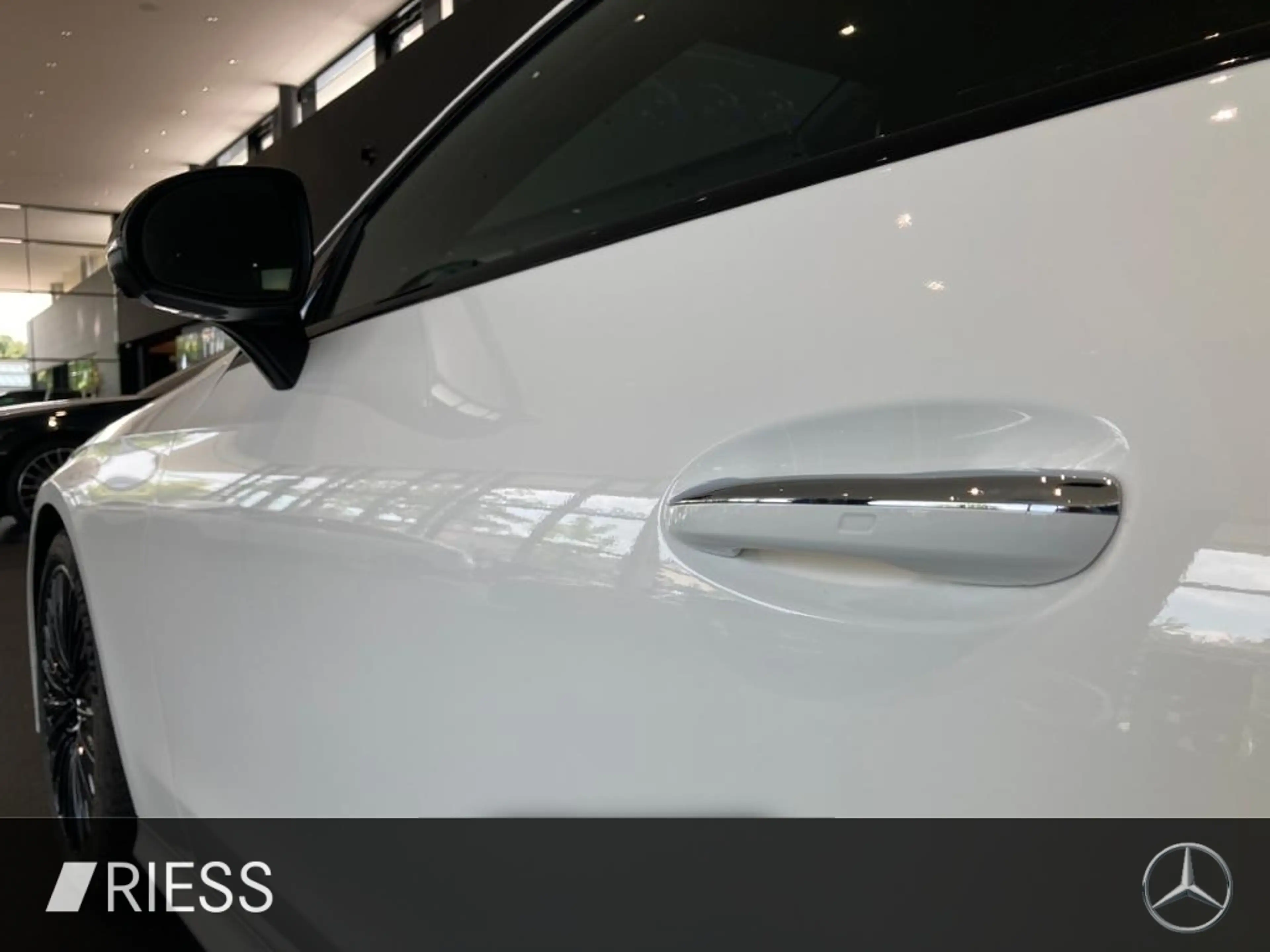 Mercedes-Benz CLE 300 4MATIC Coupé 360 ACC AUT Kam. KeyLess LM — photo 6
